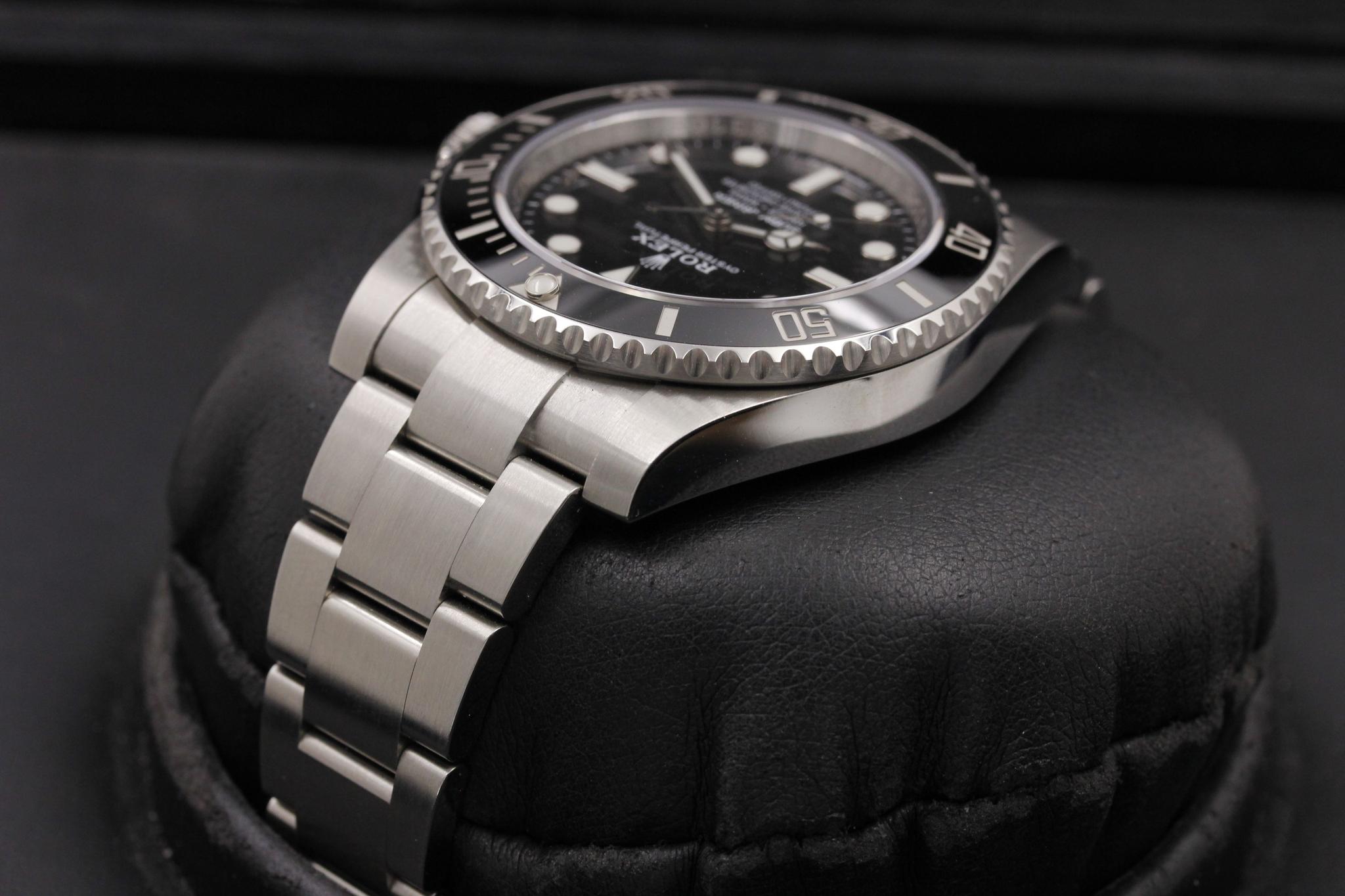 Watch Image 5