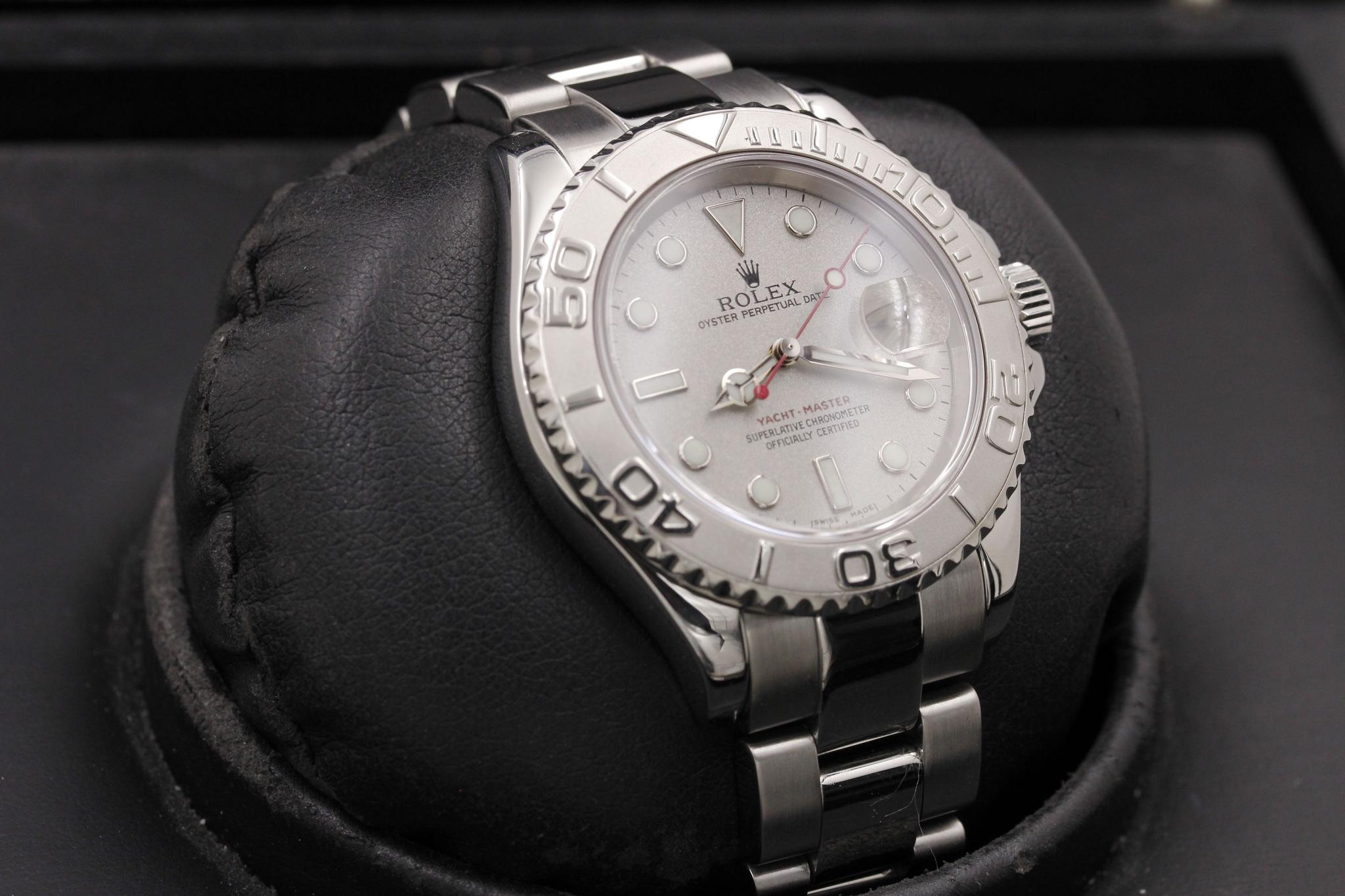 Watch Image 10