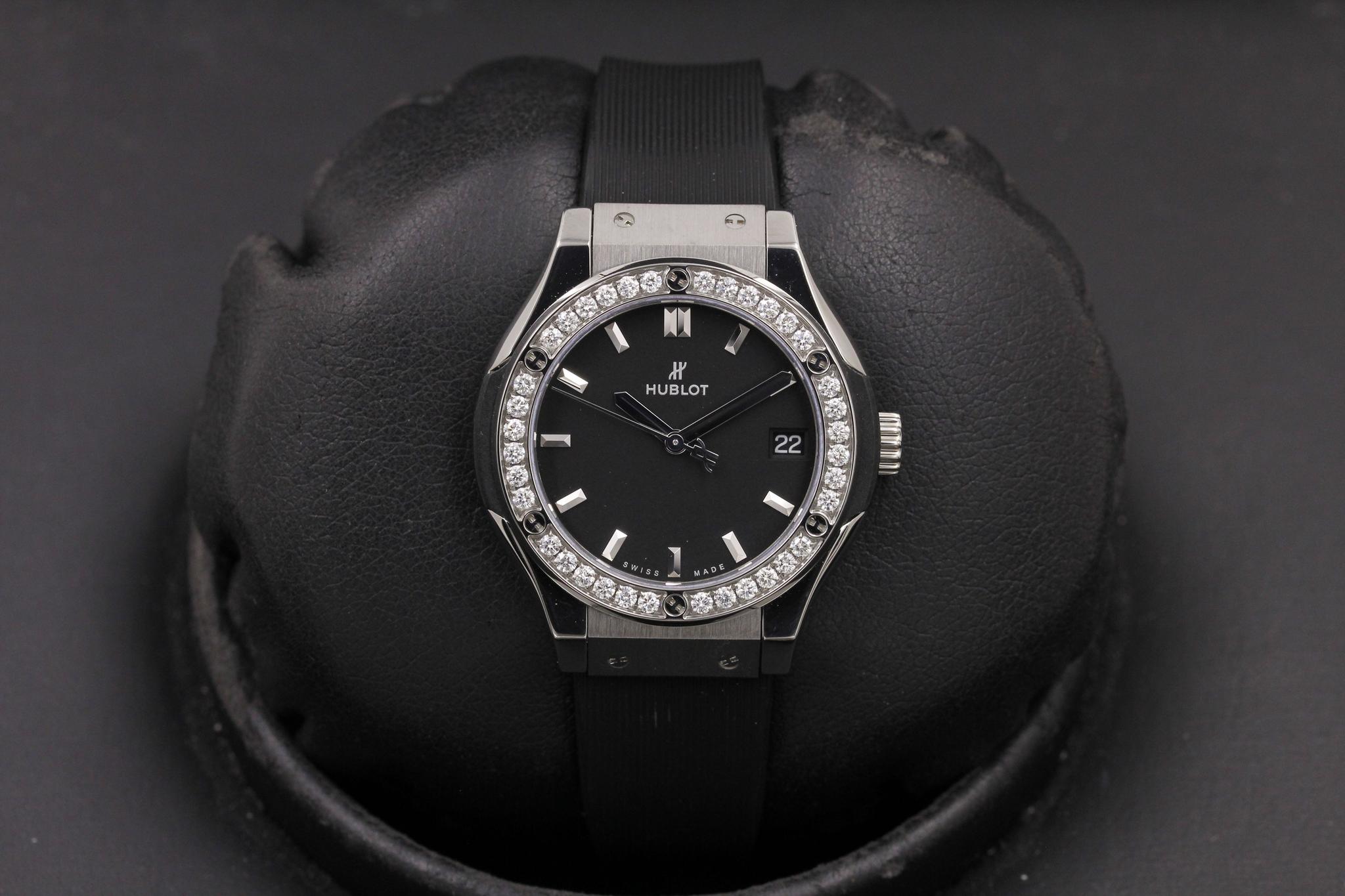 Watch Image 1