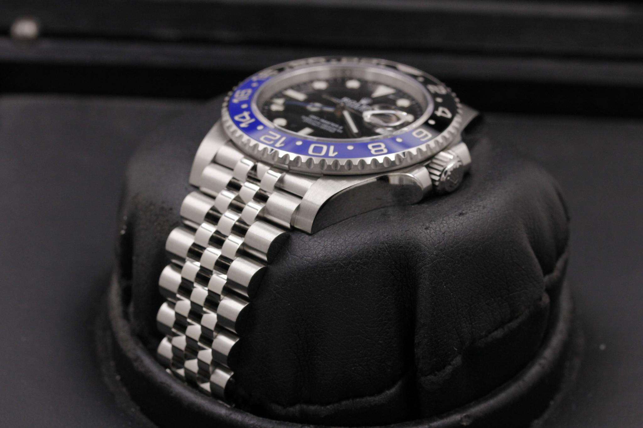Watch Image 2