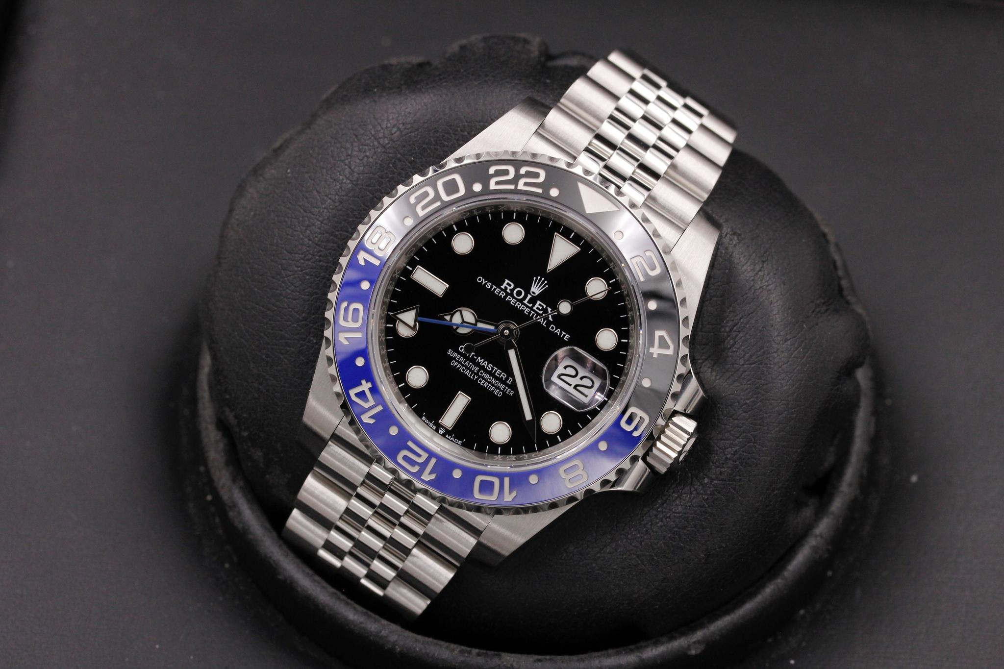 Watch Image 9