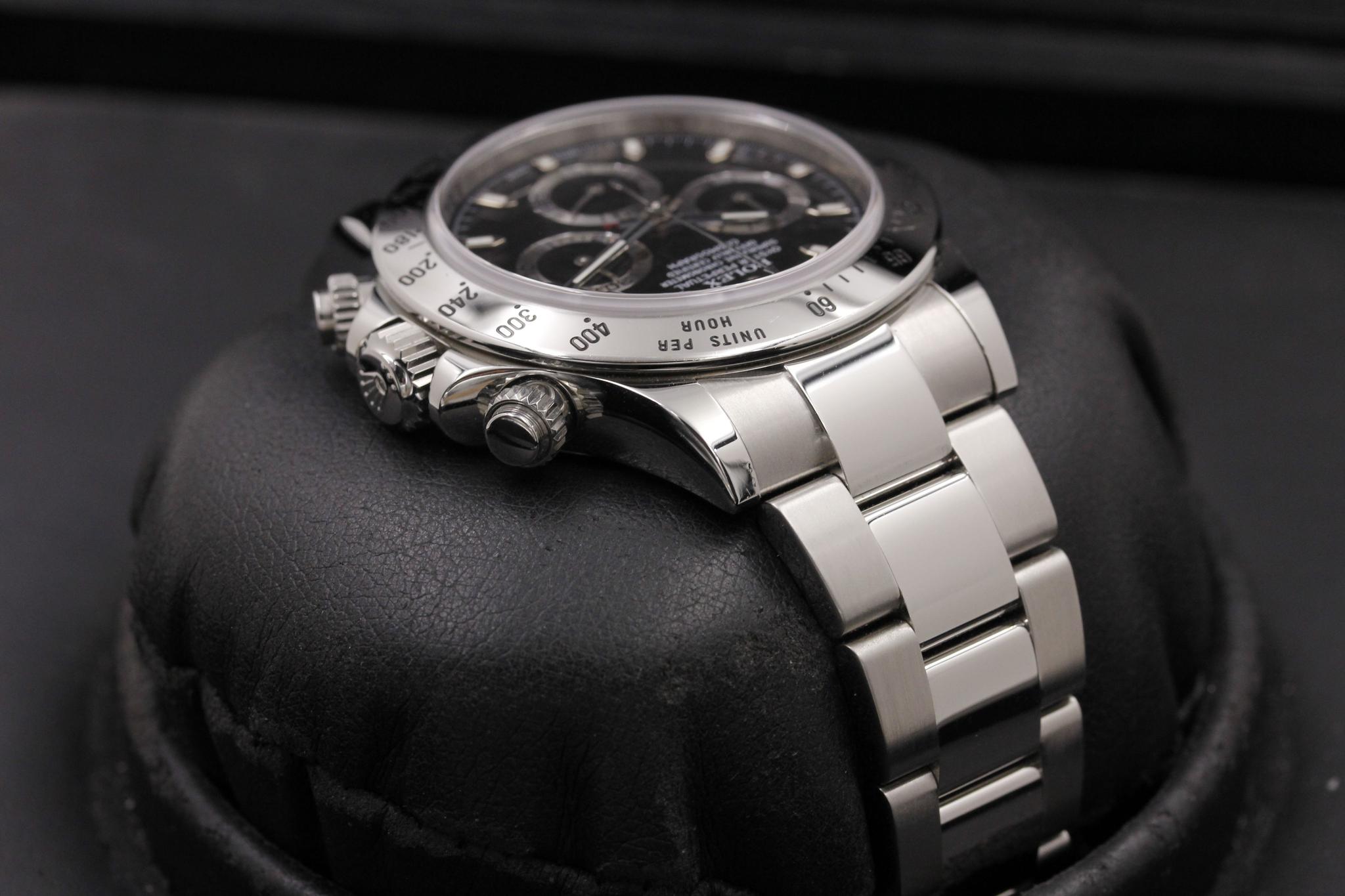 Watch Image 4