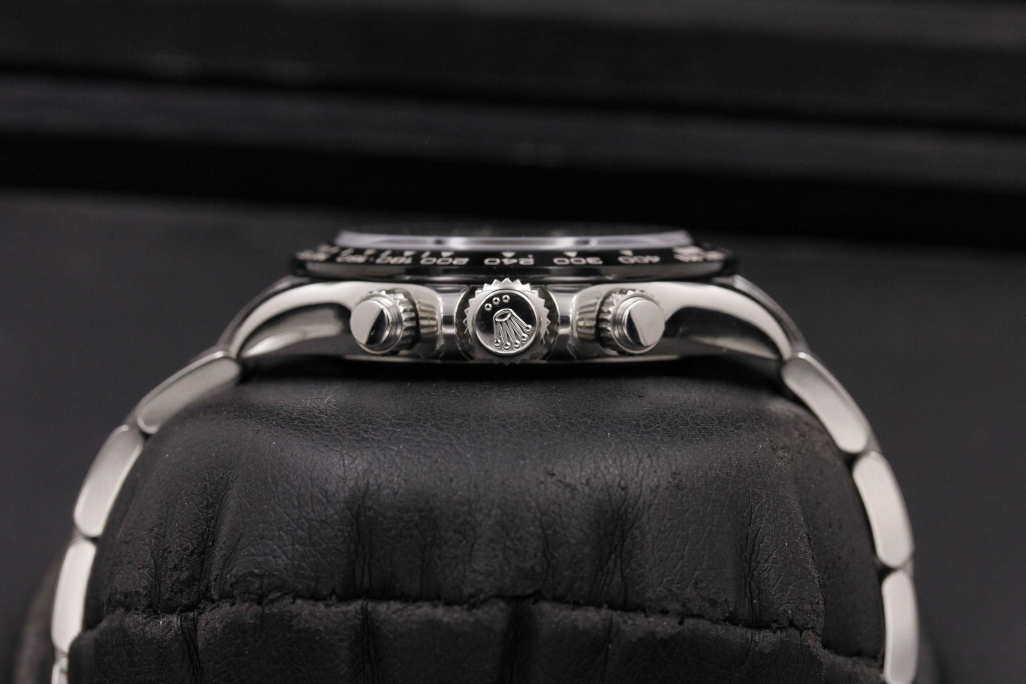 Watch Image 3