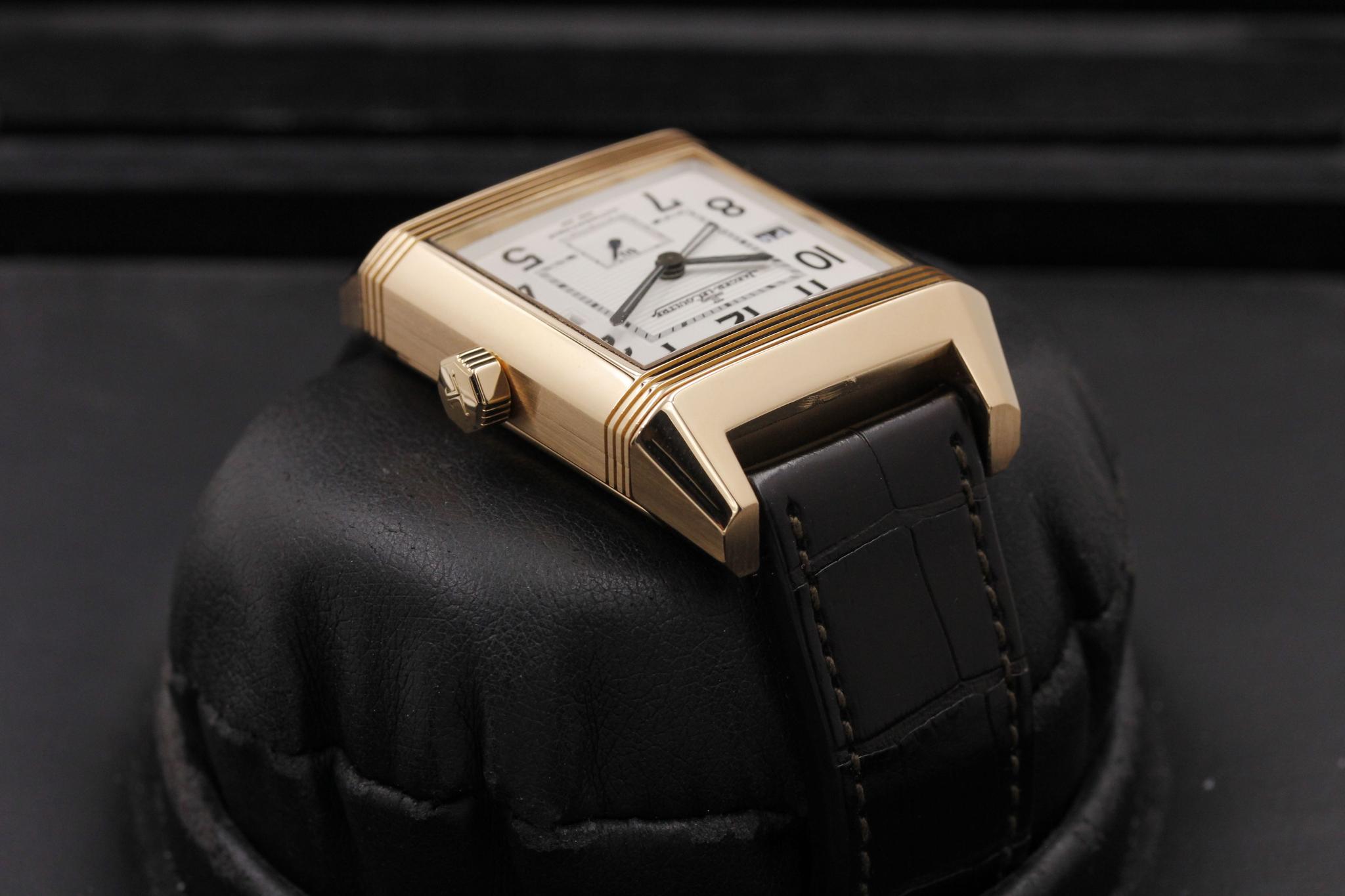 Watch Image 4