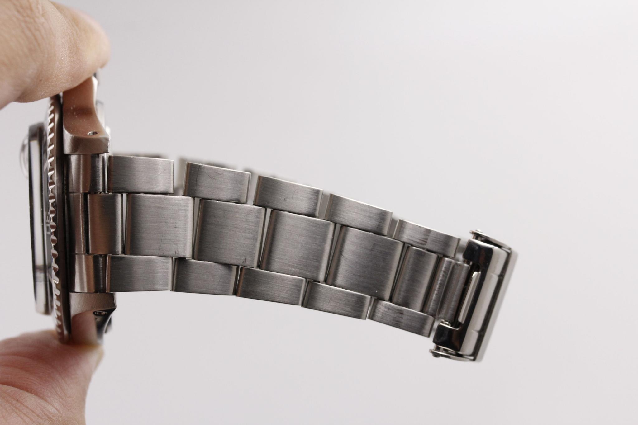 Watch Image 9