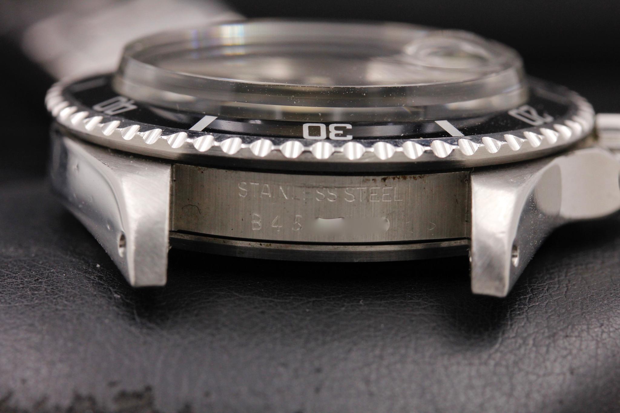 Watch Image 12
