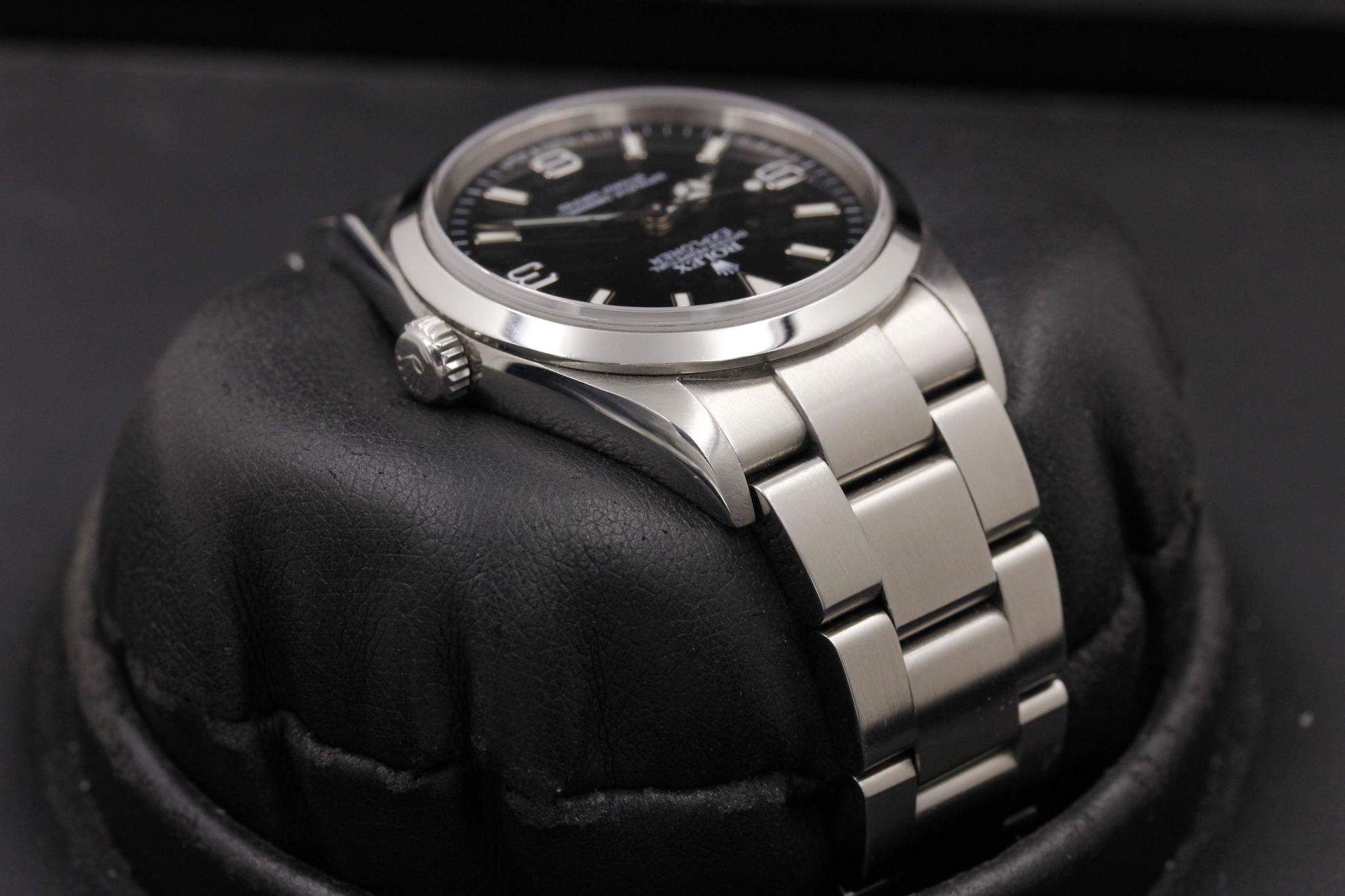 Watch Image 4