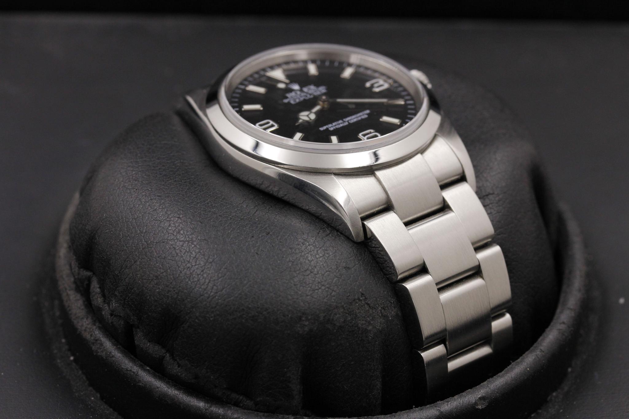 Watch Image 6