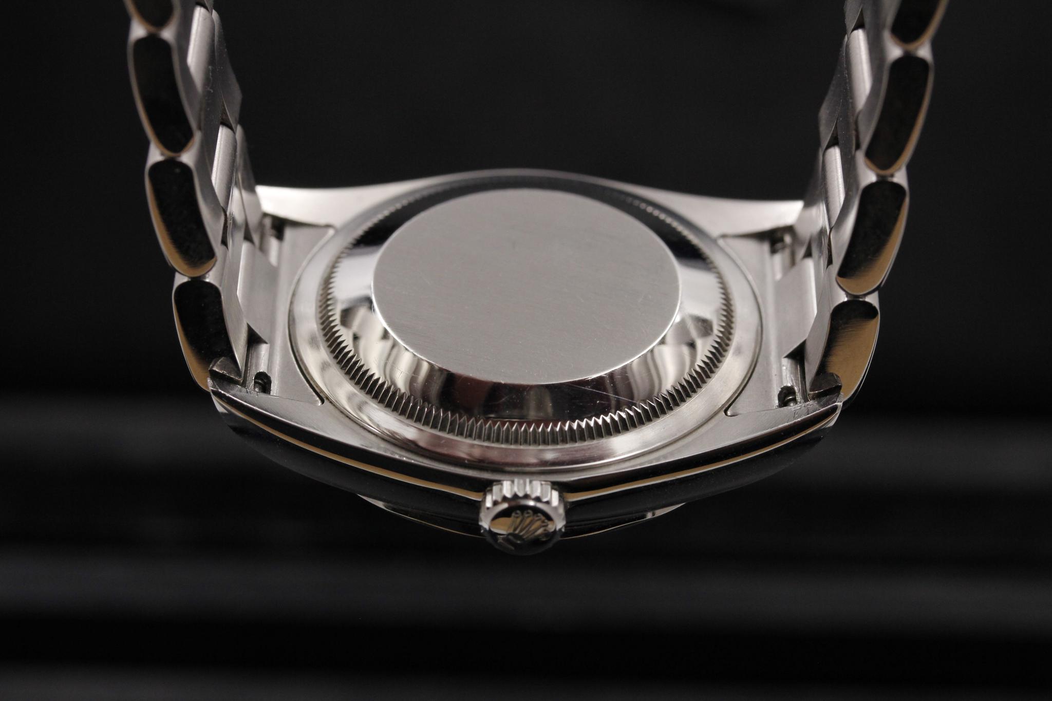 Watch Image 7