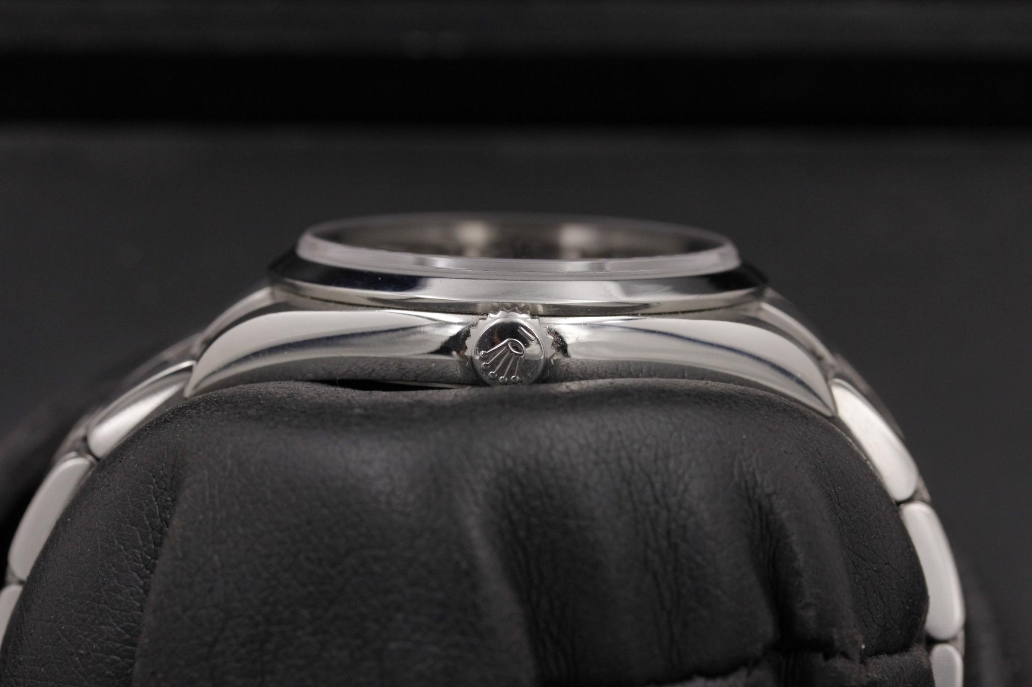 Watch Image 3