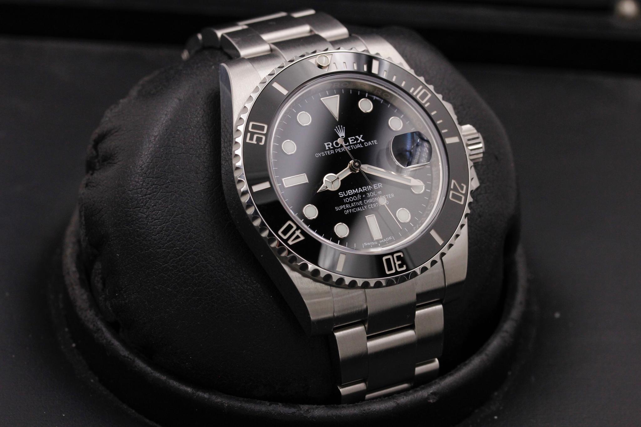 Watch Image 10