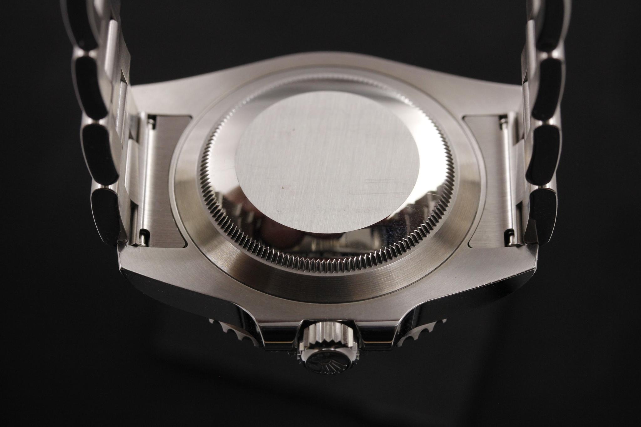 Watch Image 7