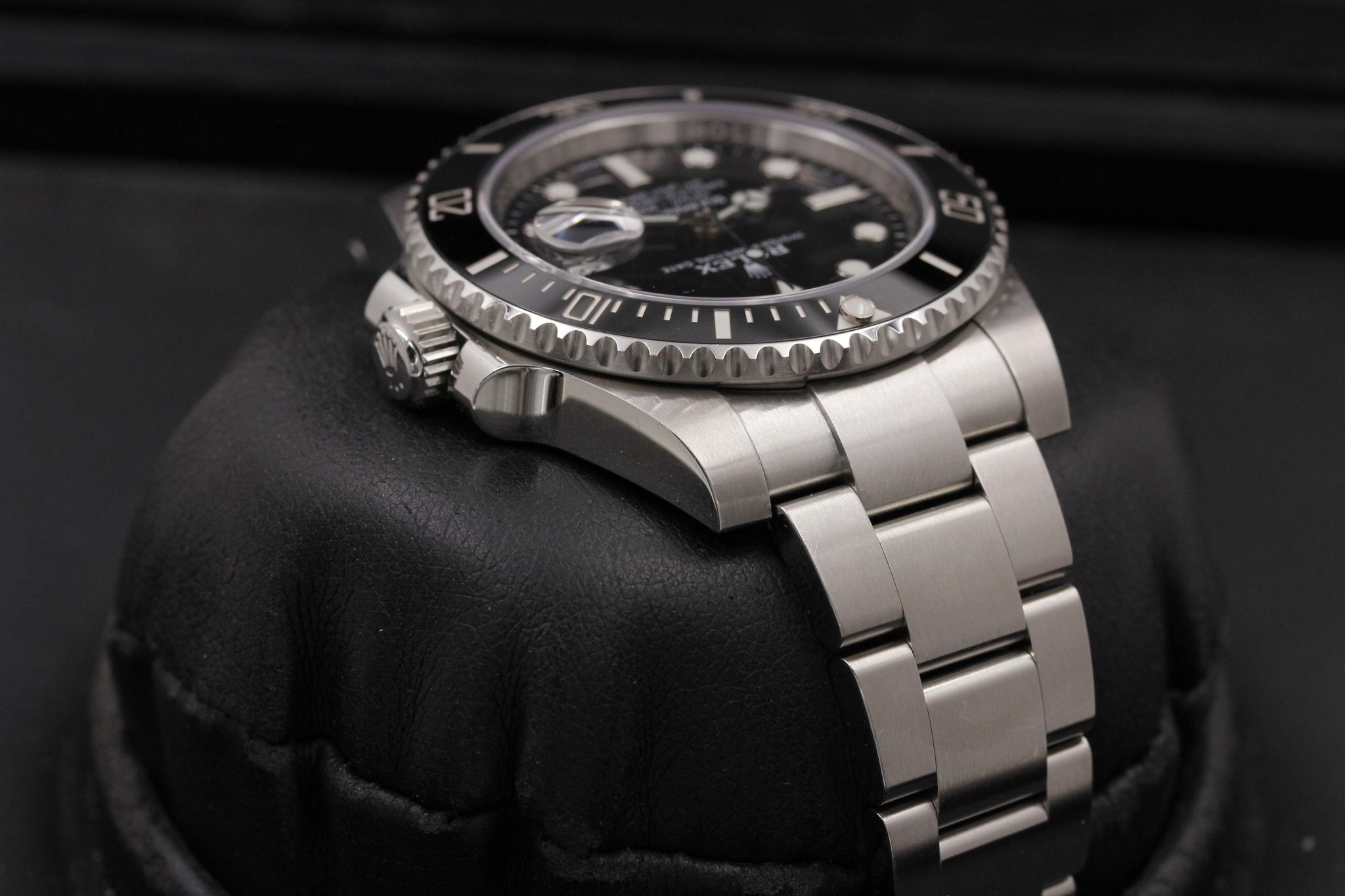 Watch Image 4
