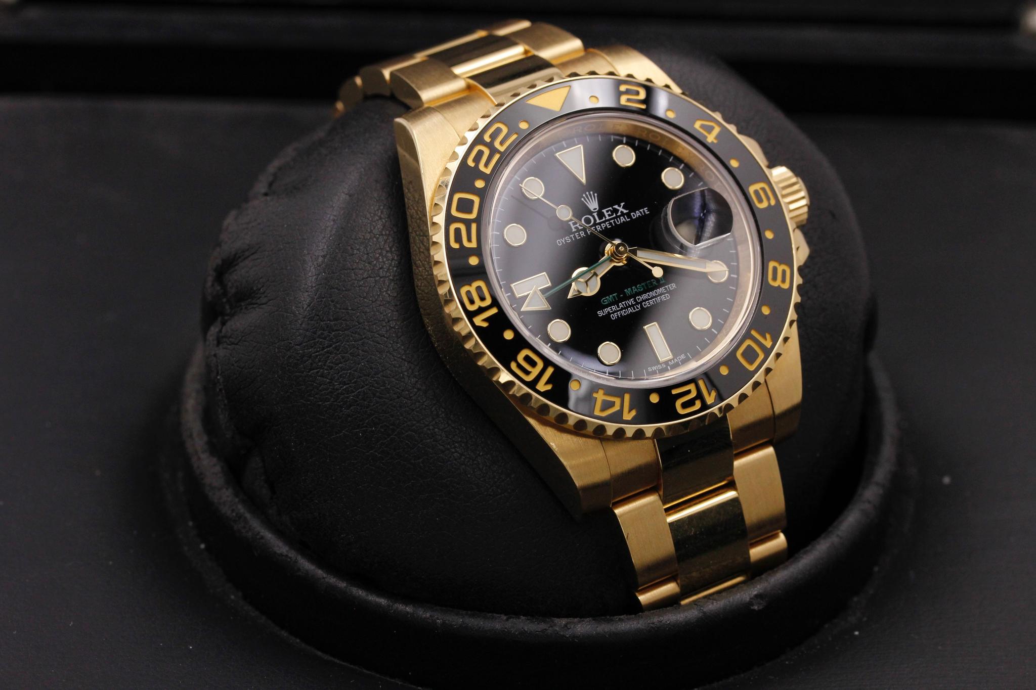 Watch Image 10