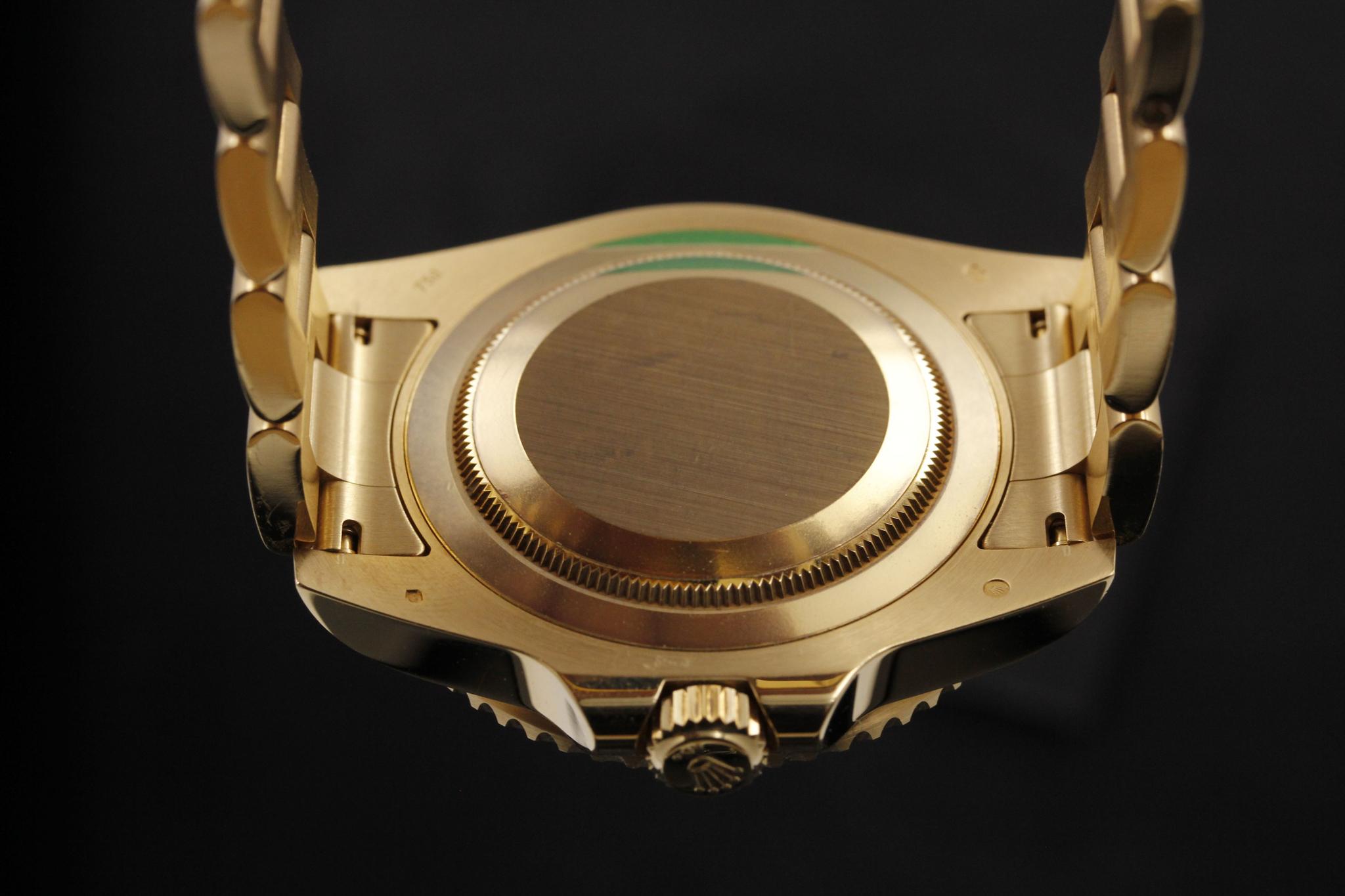 Watch Image 7