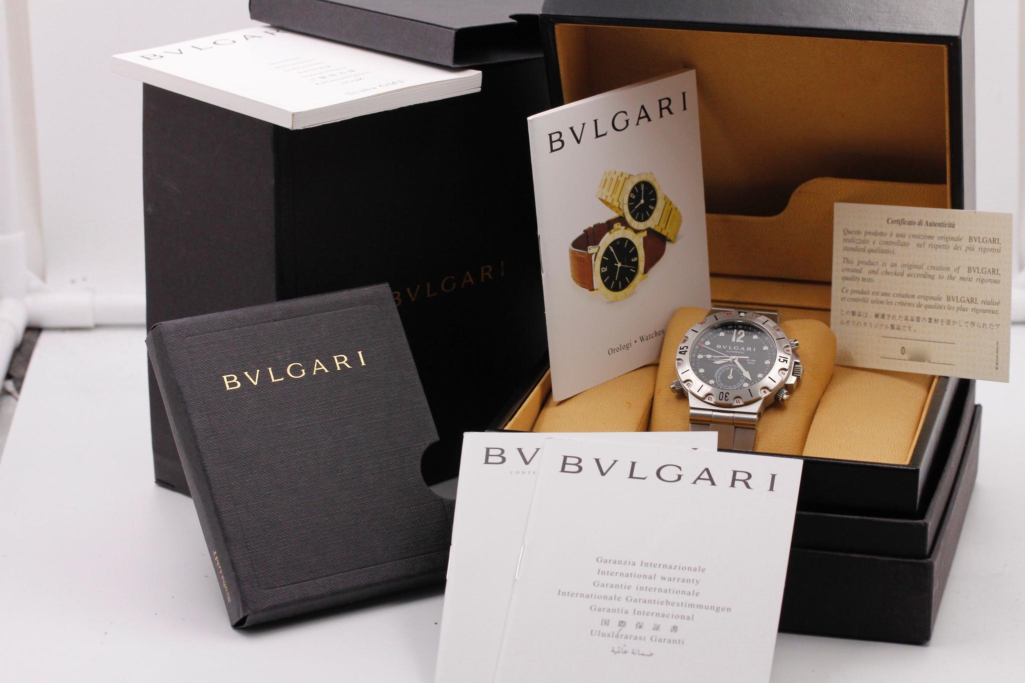 Watch Image 11