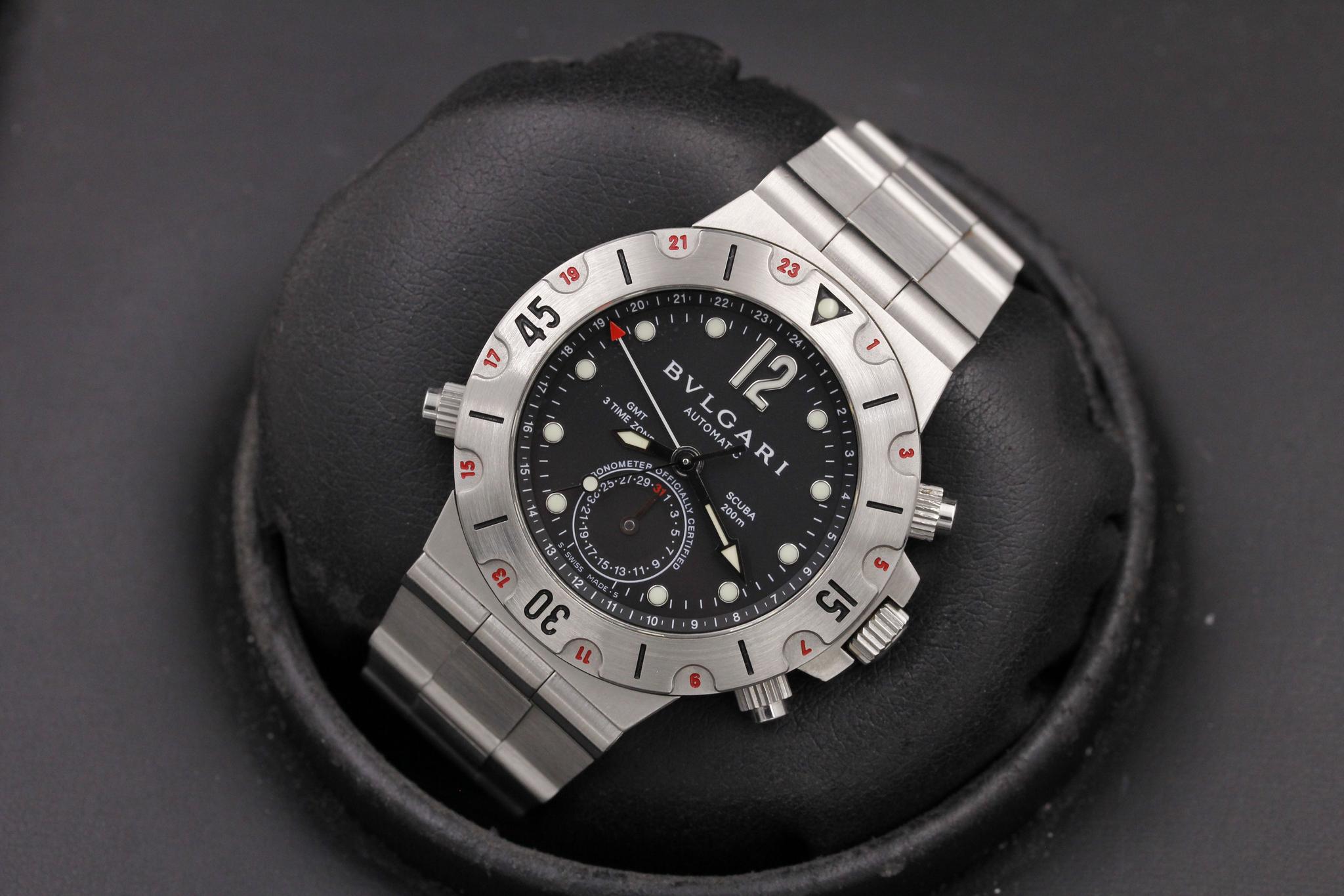 Watch Image 9