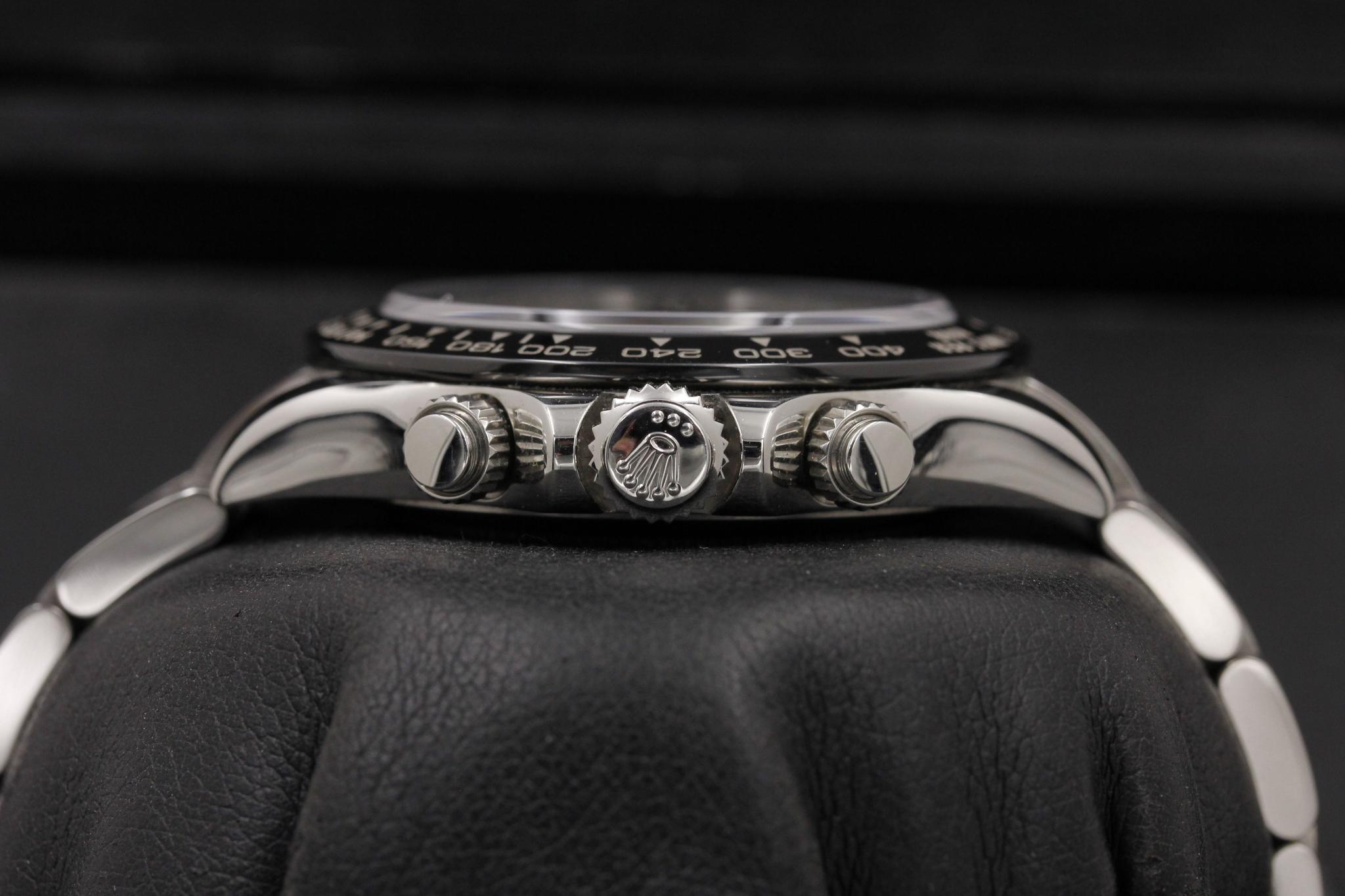 Watch Image 3