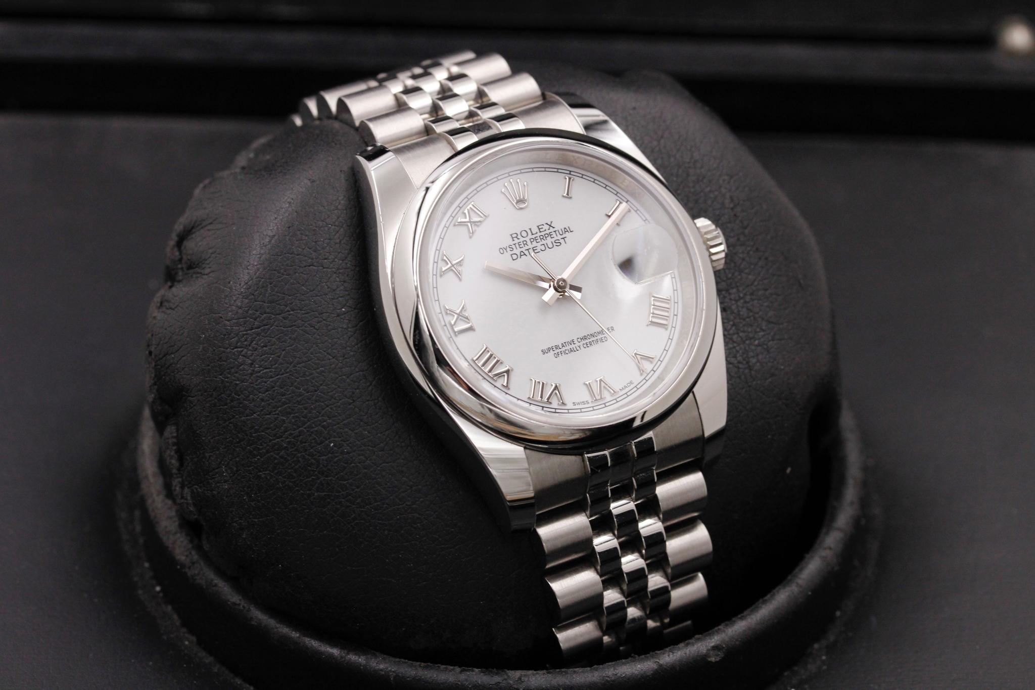 Watch Image 11