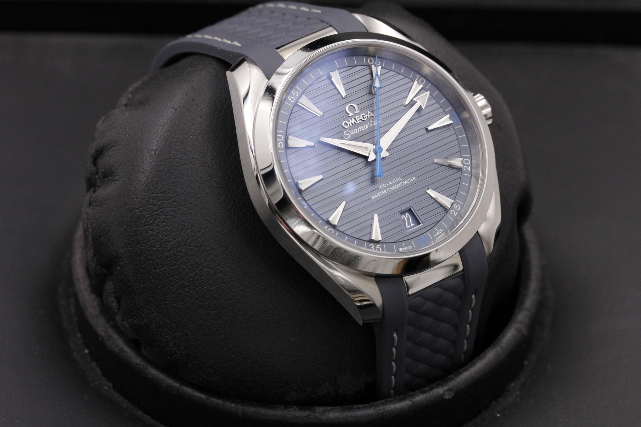 Watch Image 10