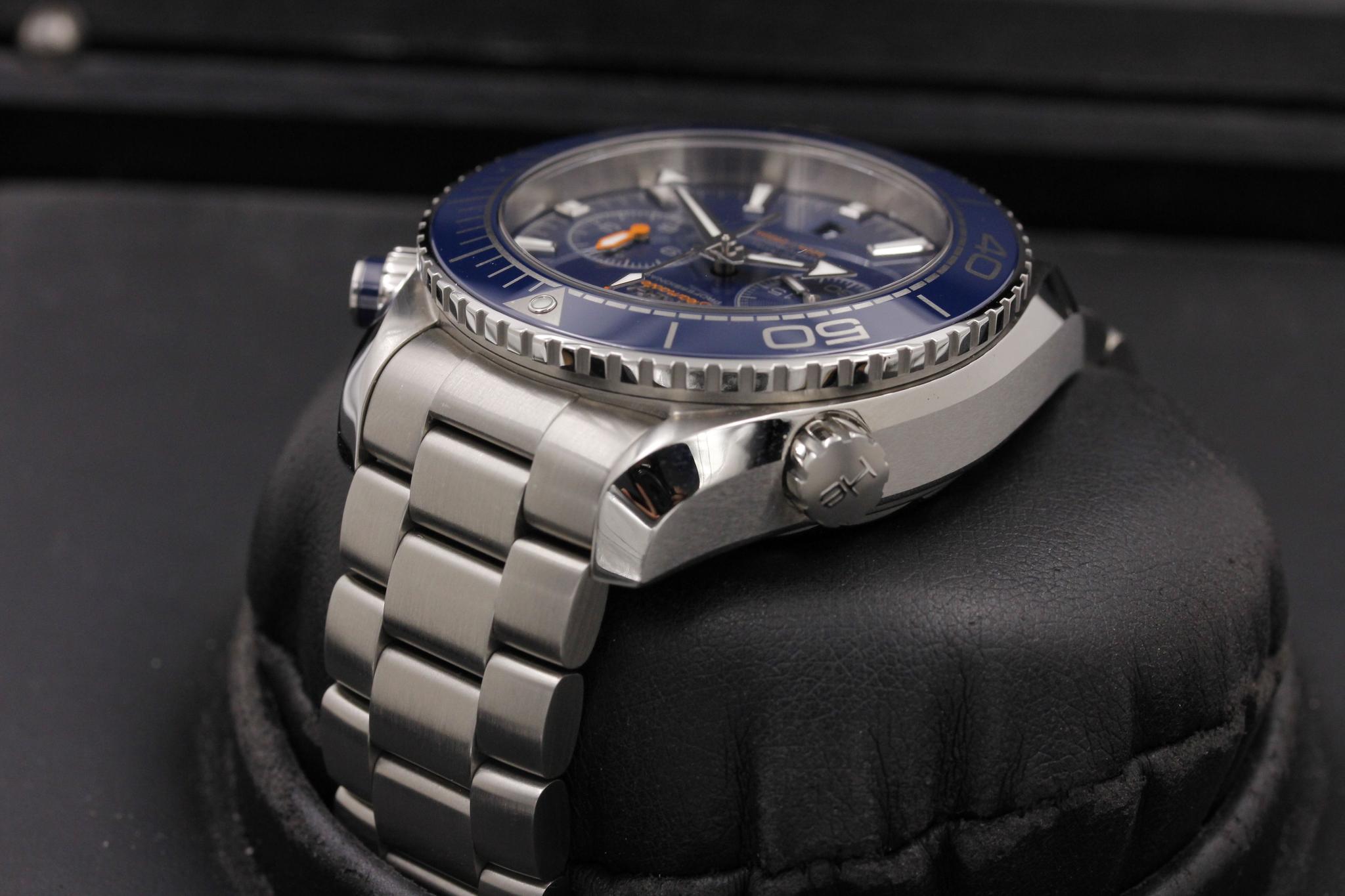 Watch Image 6