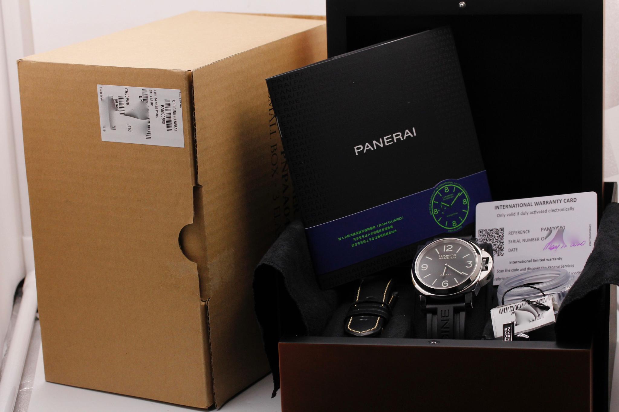 Watch Image 12