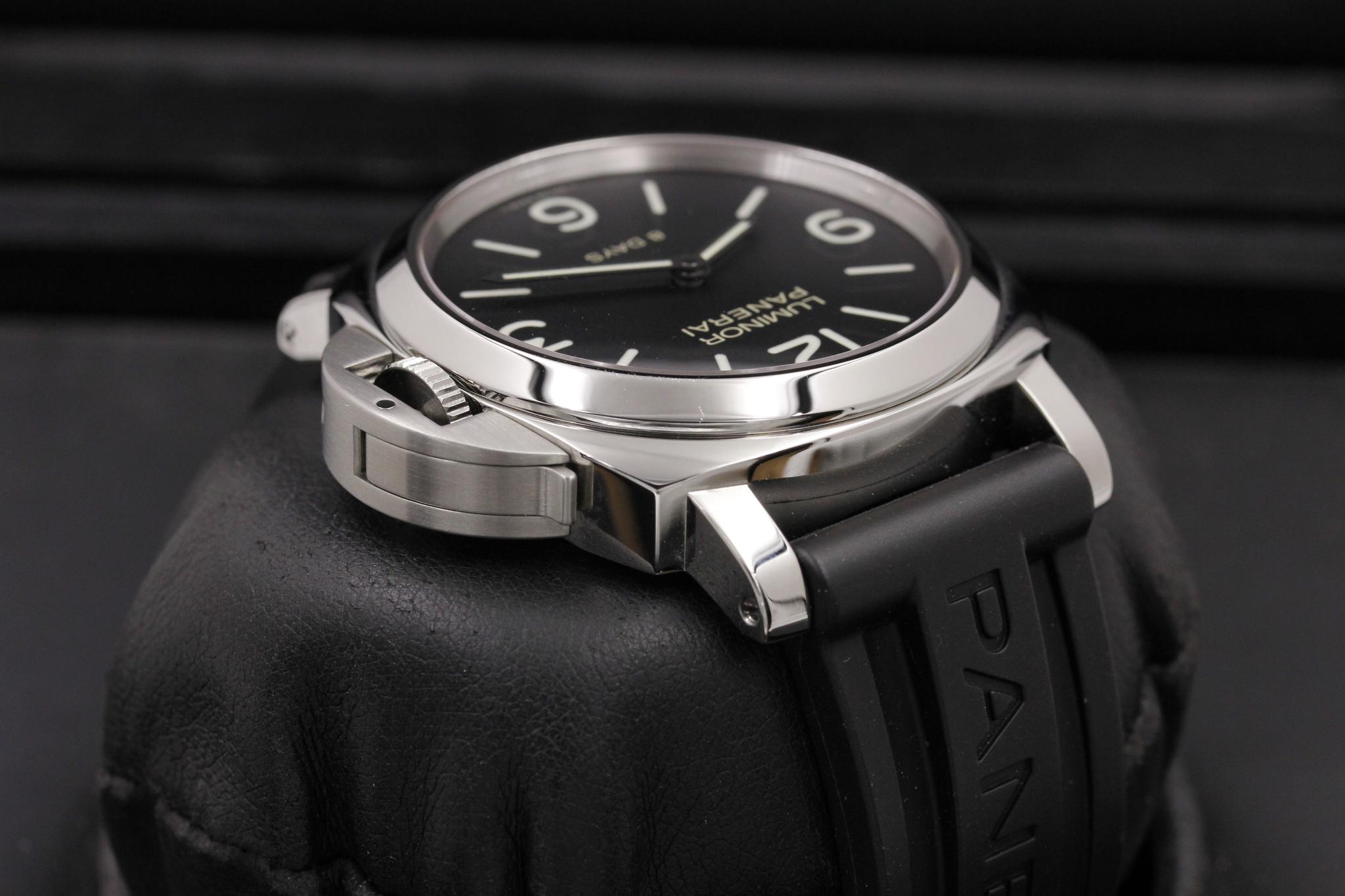 Watch Image 4