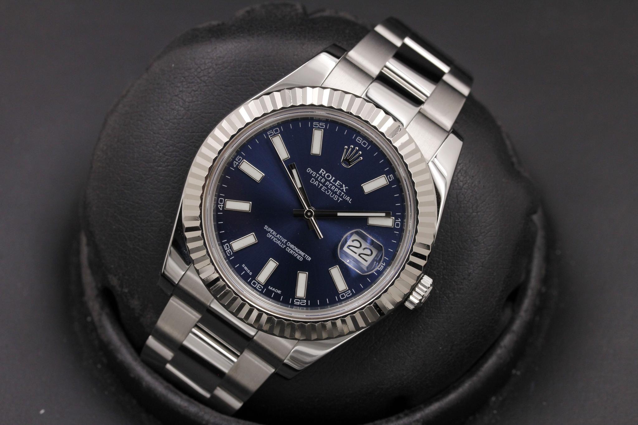 Watch Image 9