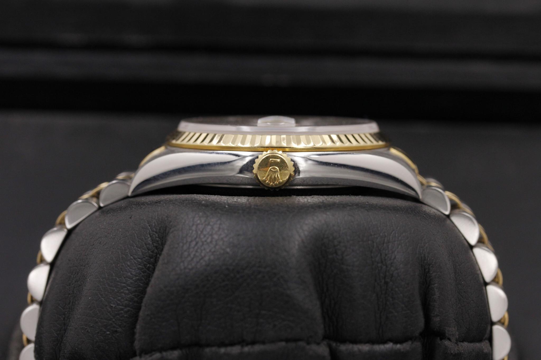 Watch Image 3