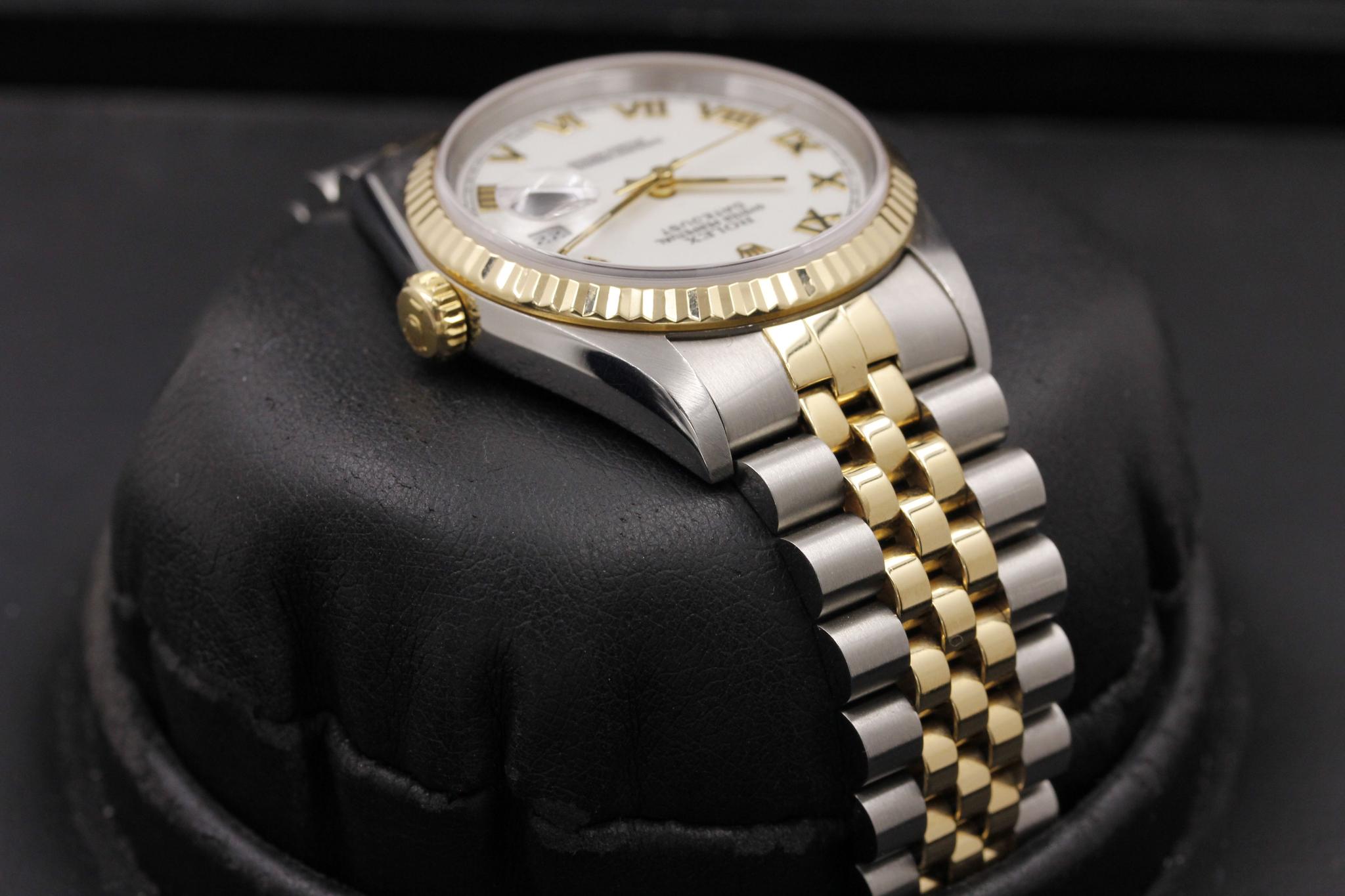 Watch Image 4