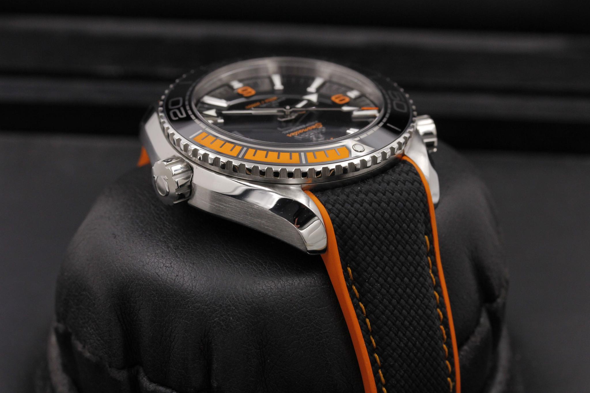 Watch Image 4