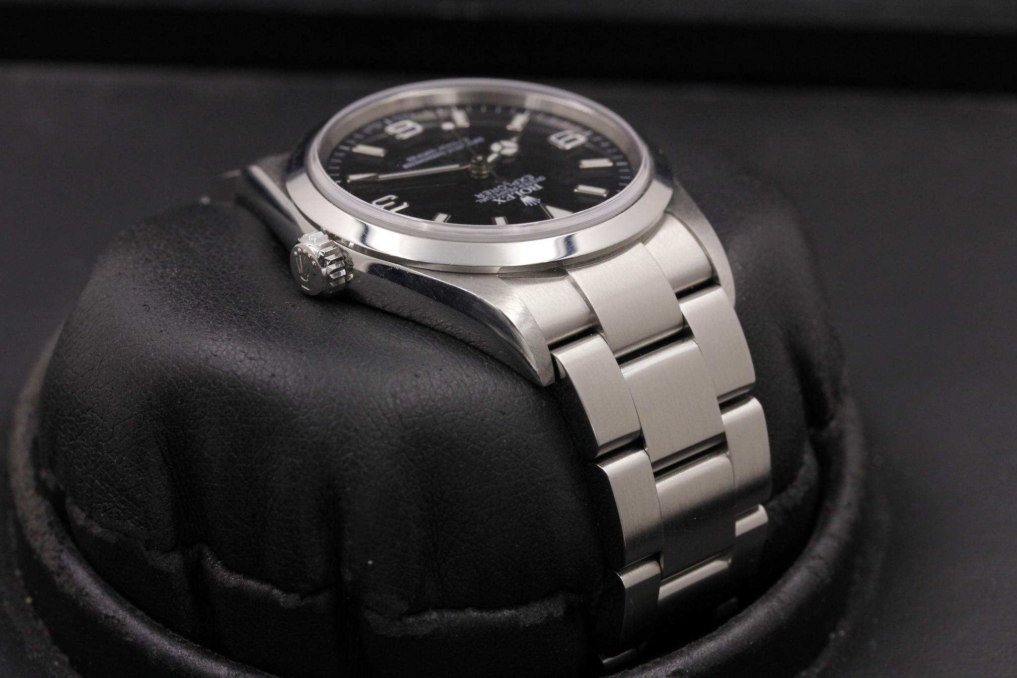 Watch Image 4