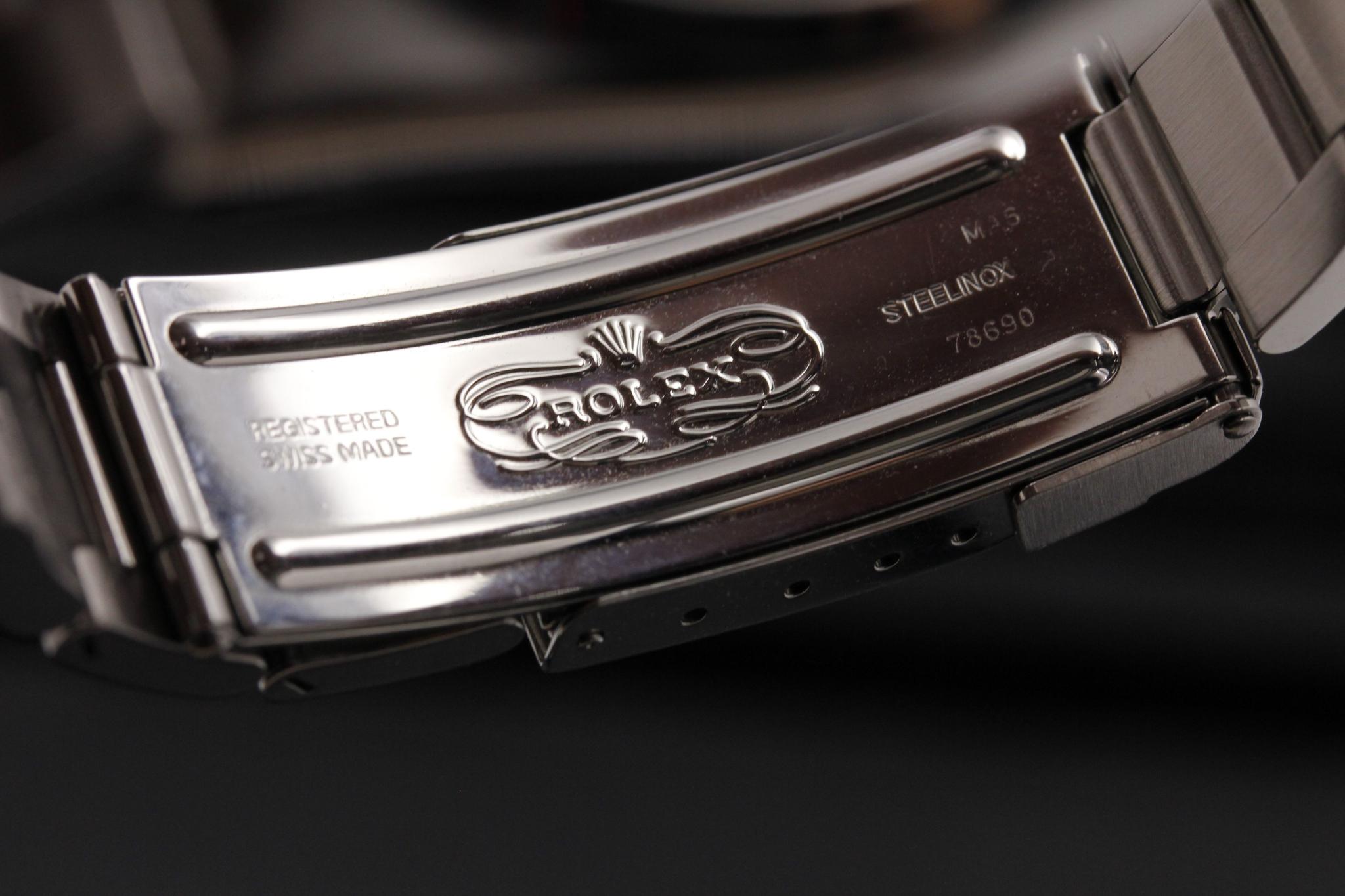 Watch Image 9