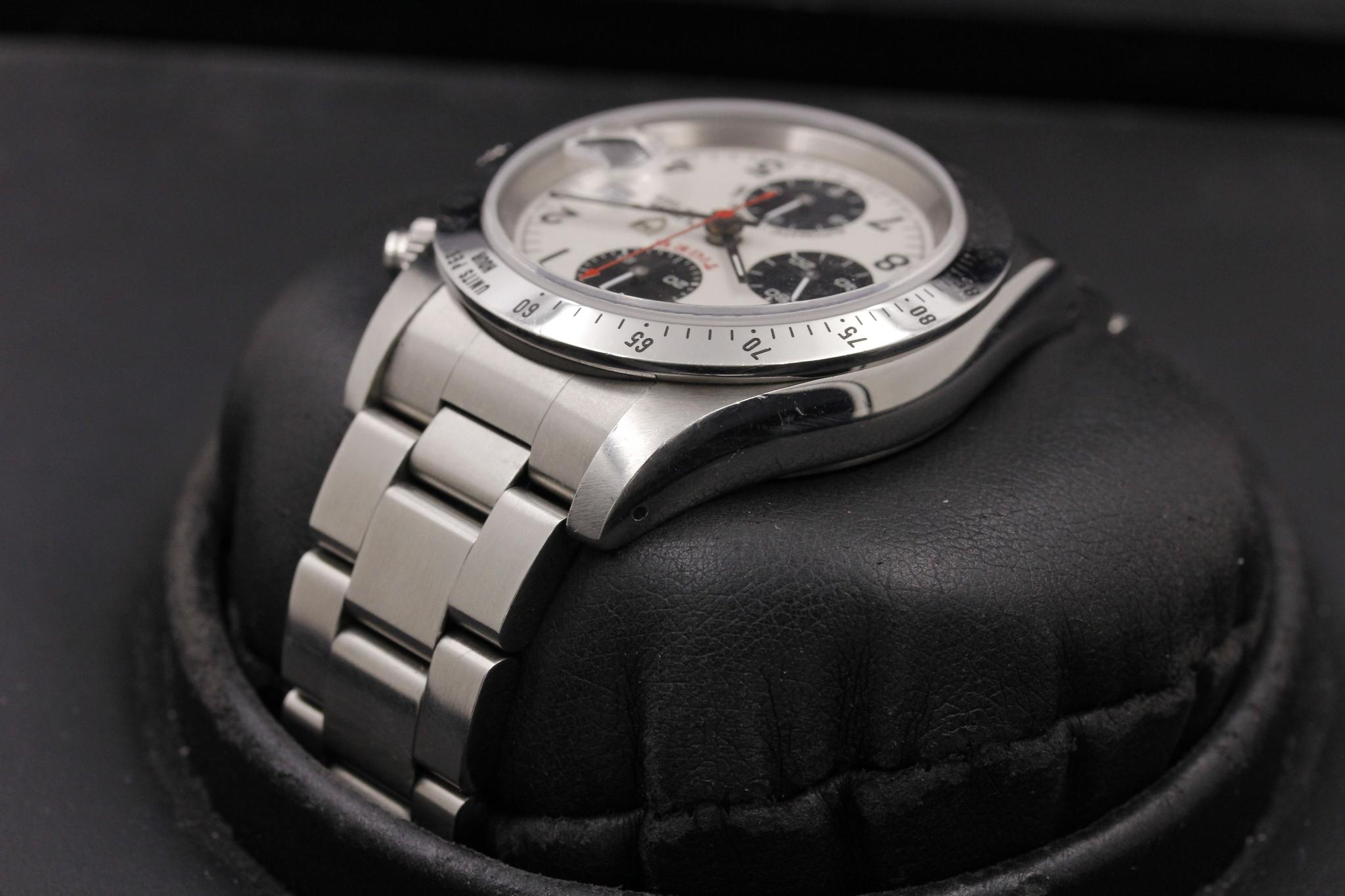 Watch Image 5