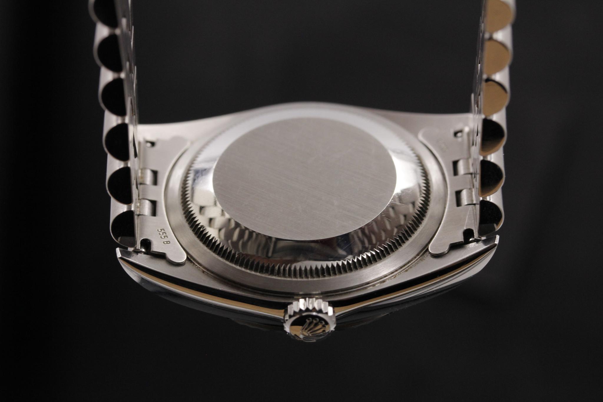 Watch Image 9