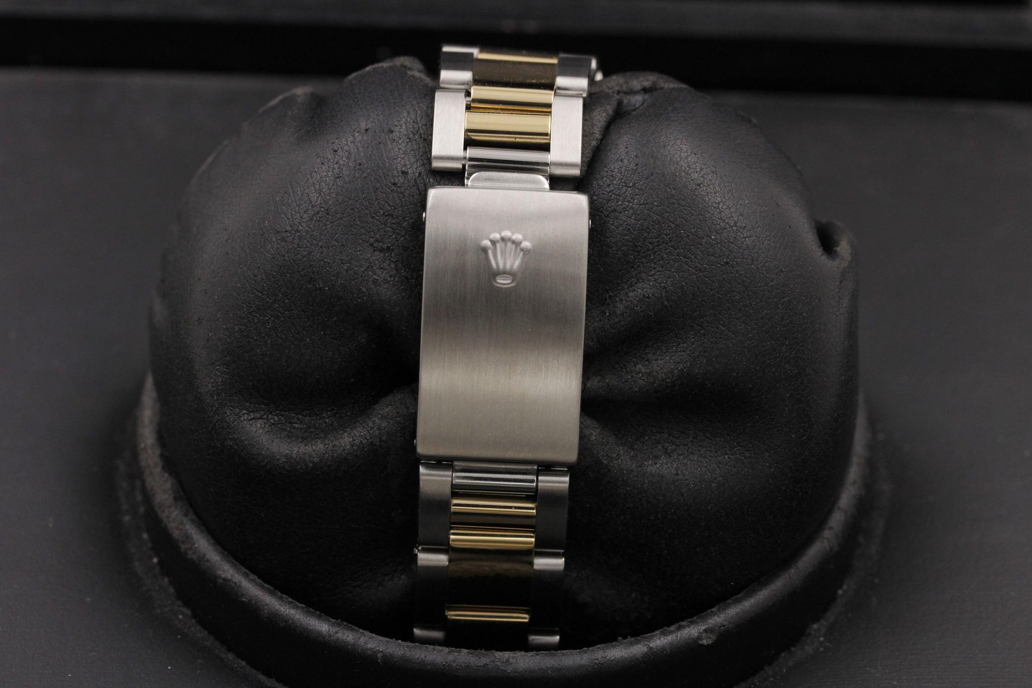 Watch Image 8