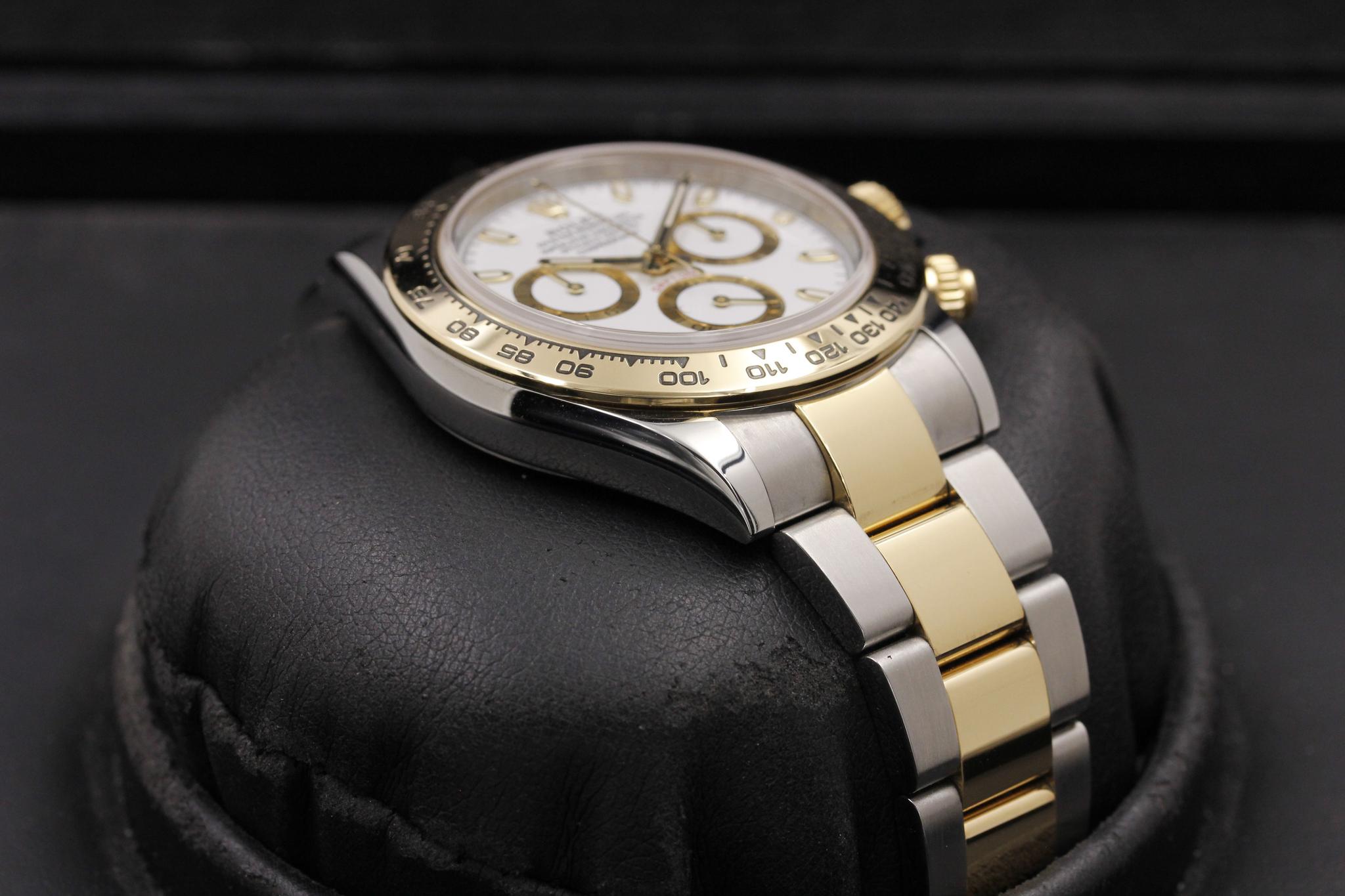Watch Image 6