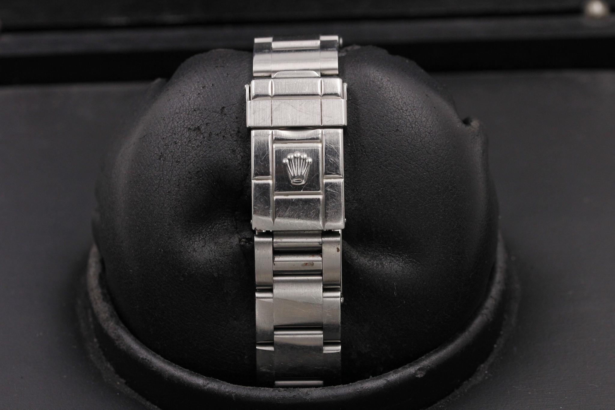 Watch Image 8