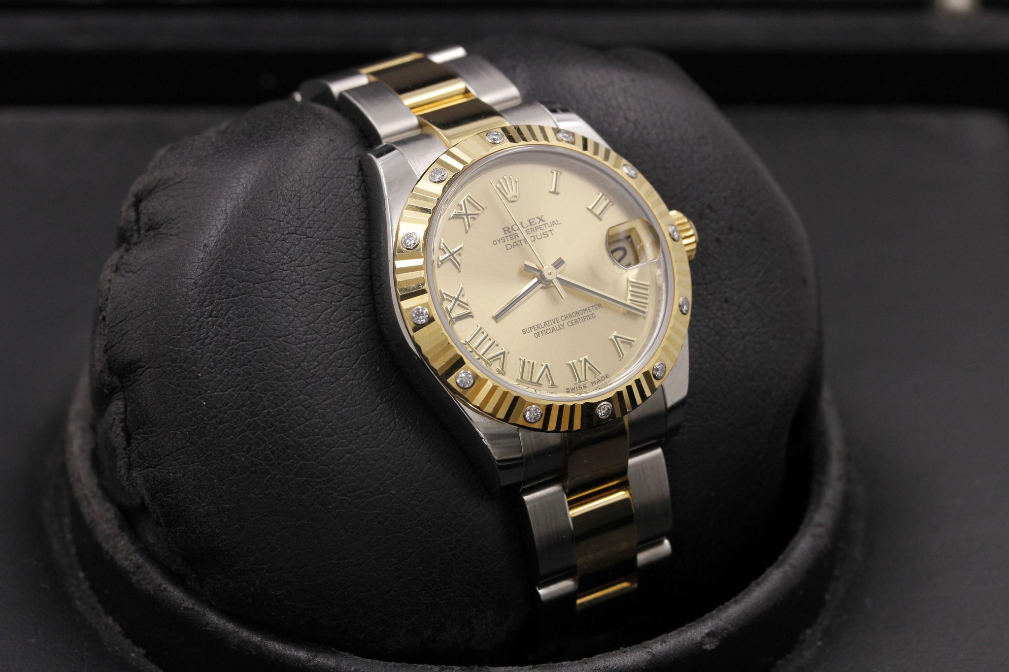 Watch Image 10