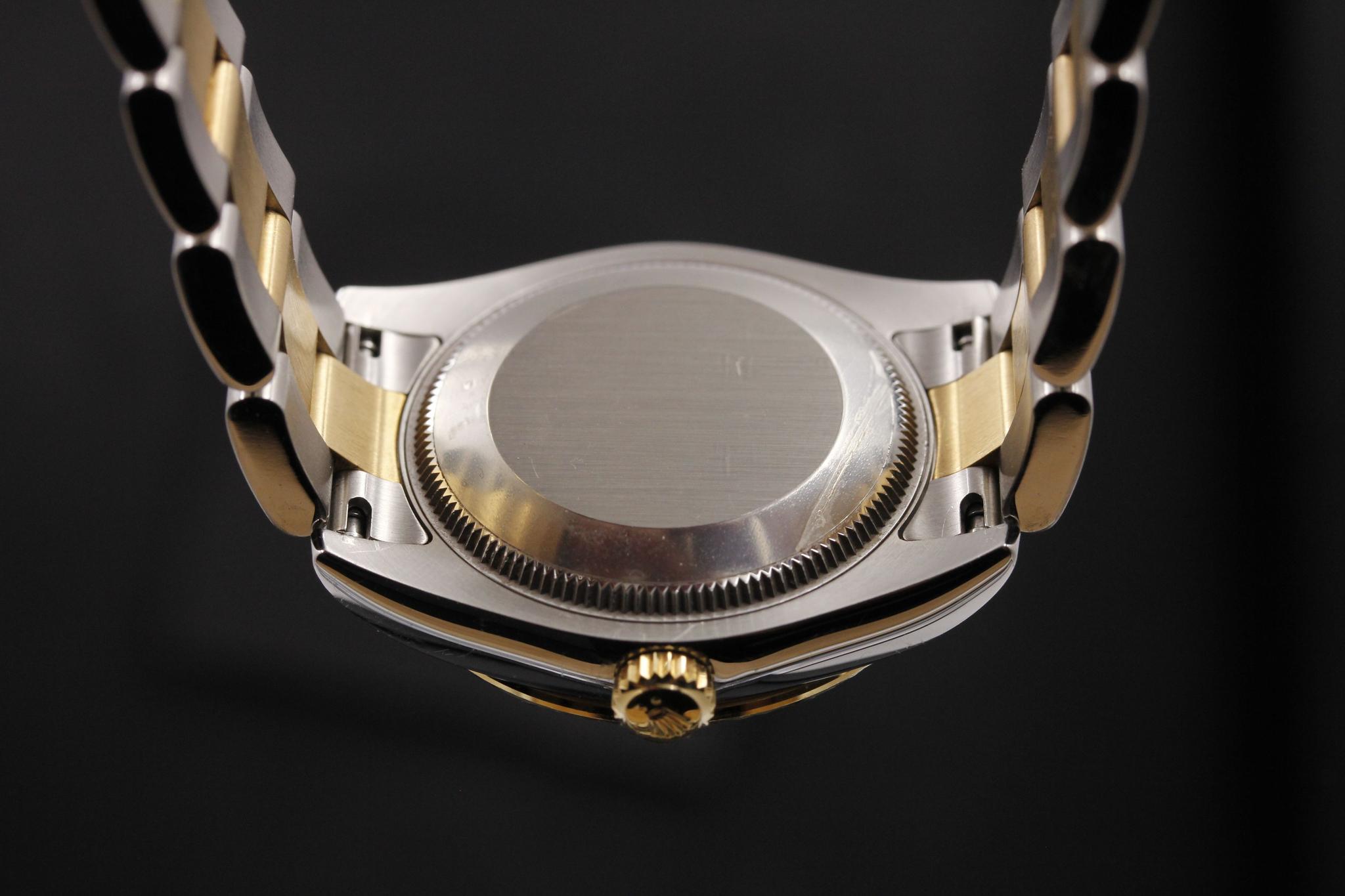 Watch Image 7