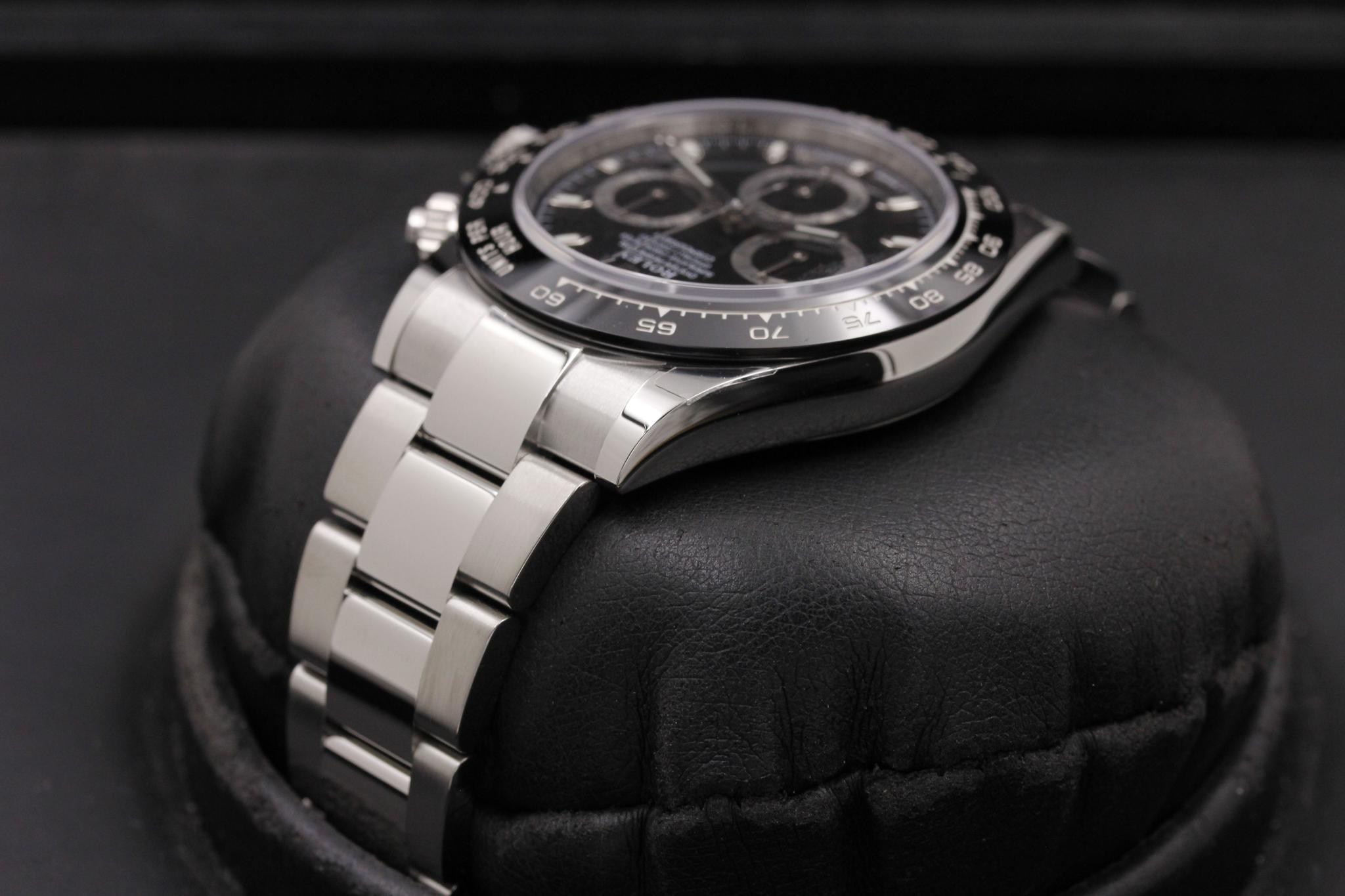 Watch Image 5