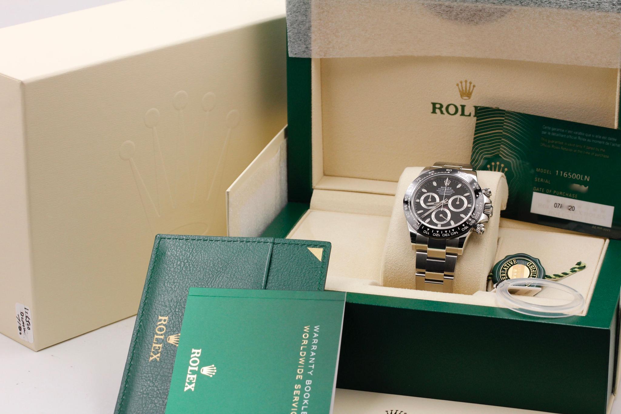 Watch Image 11