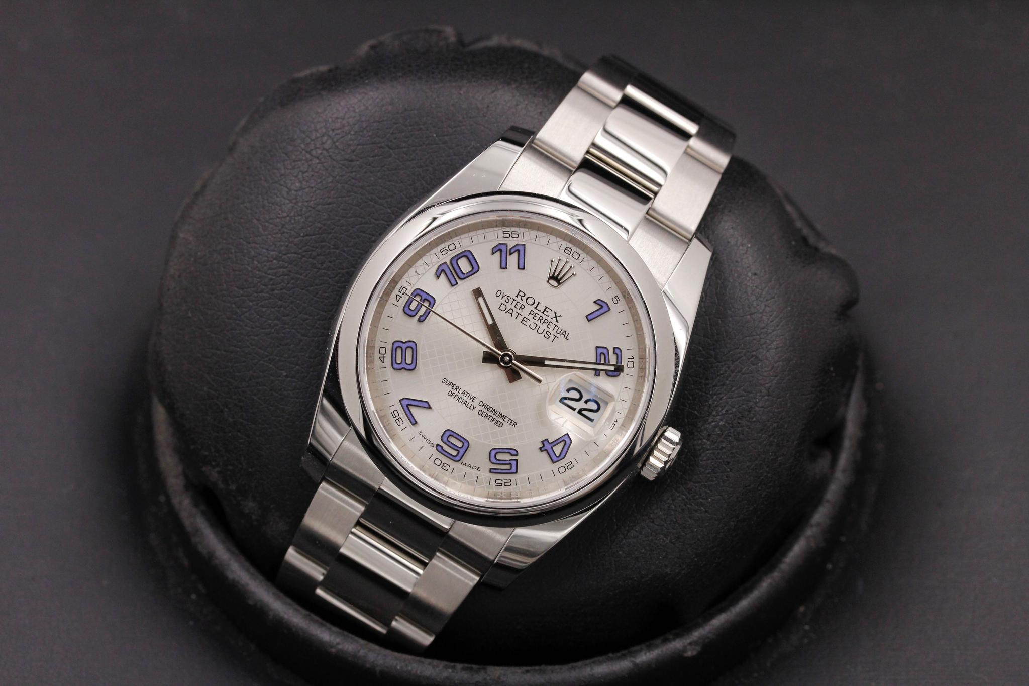 Watch Image 9