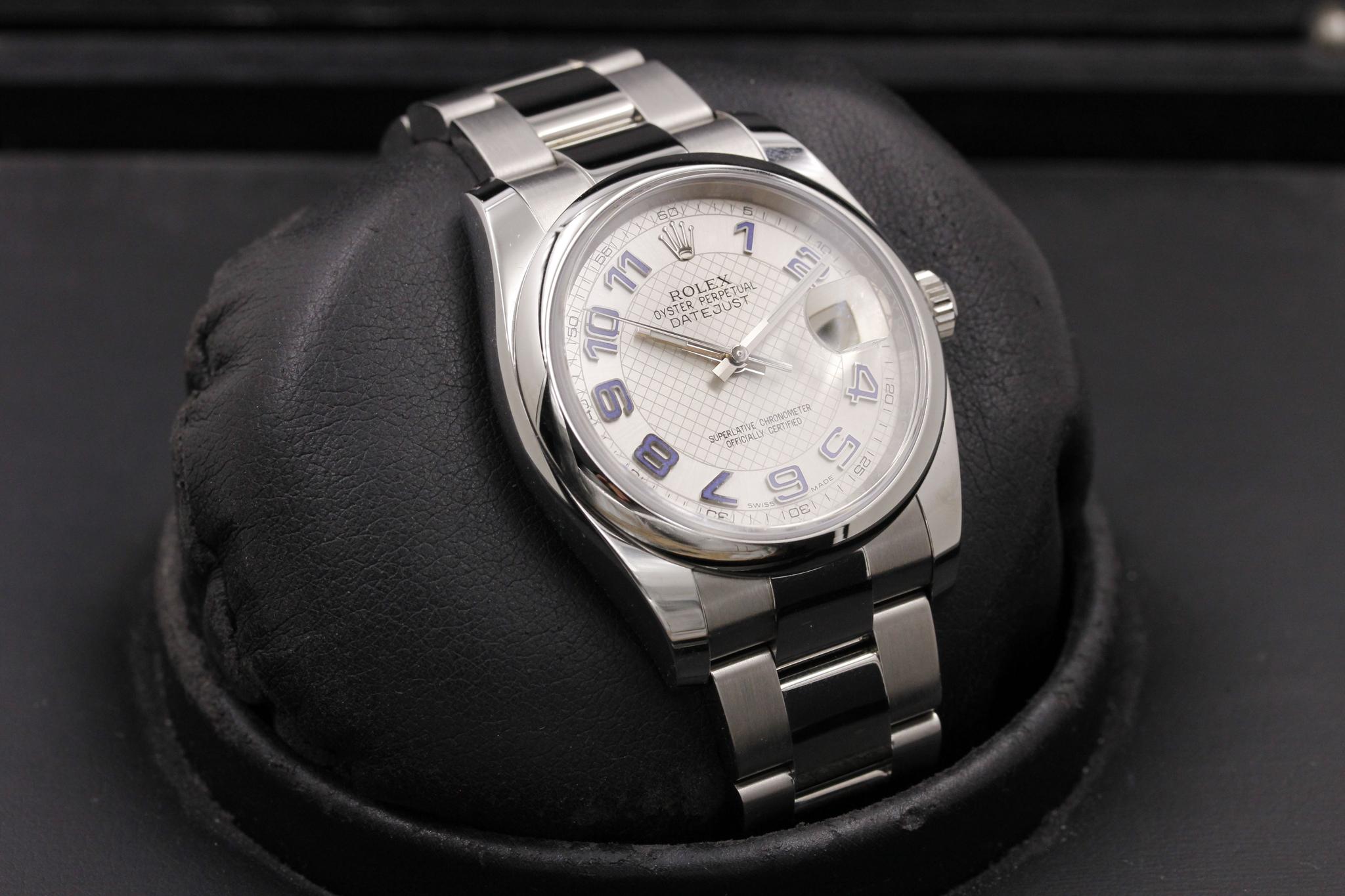 Watch Image 10