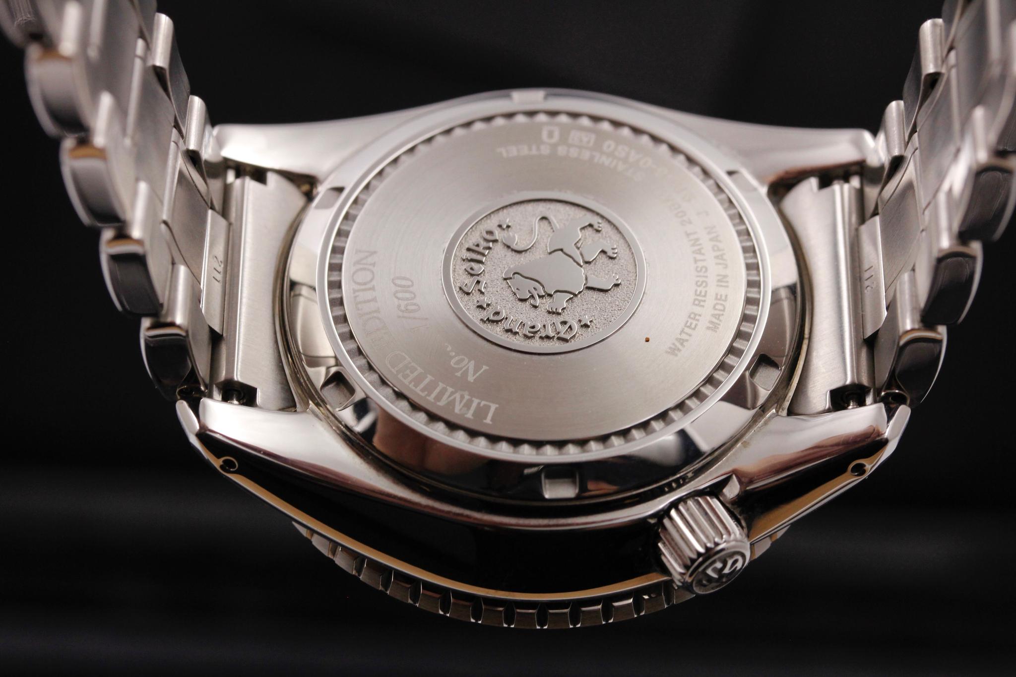Watch Image 7
