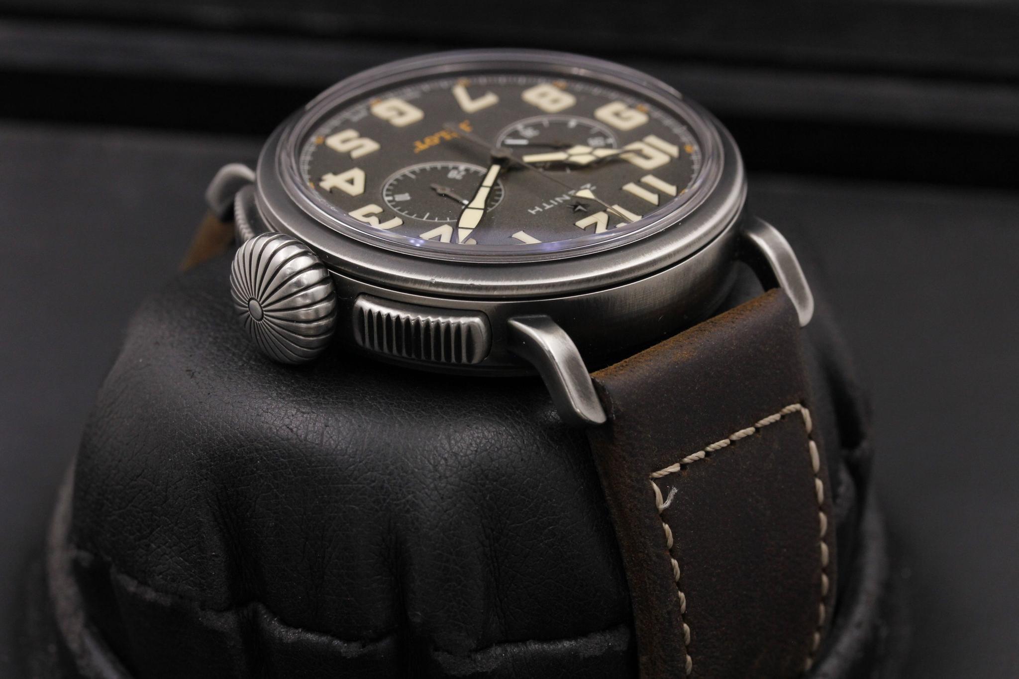 Watch Image 5
