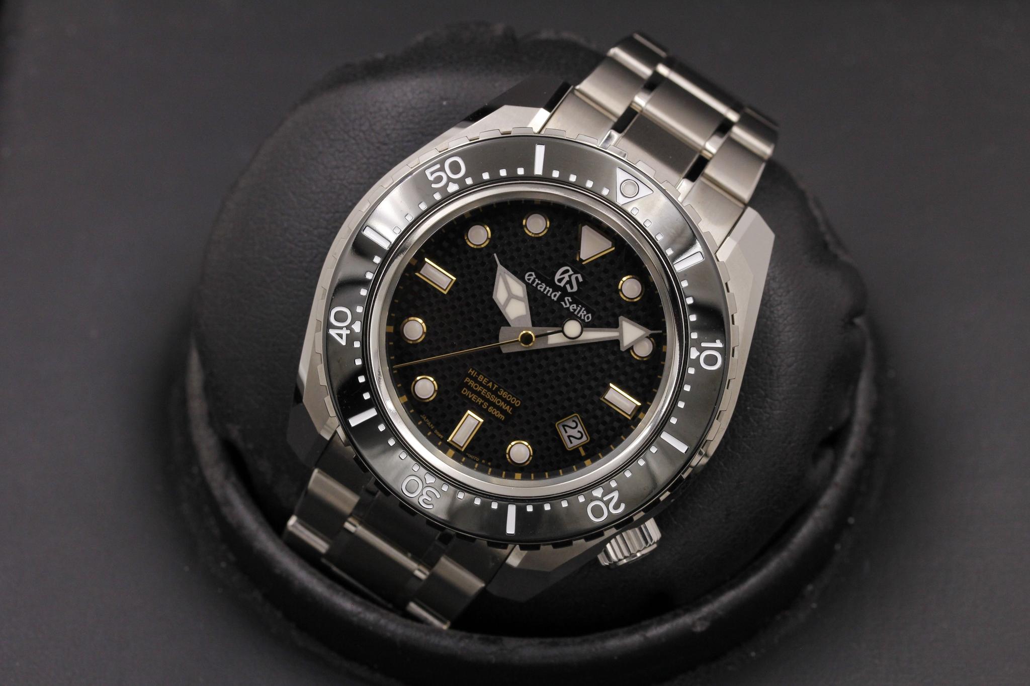 Watch Image 9