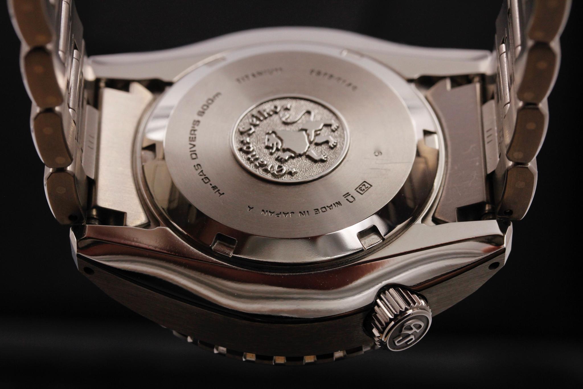 Watch Image 7