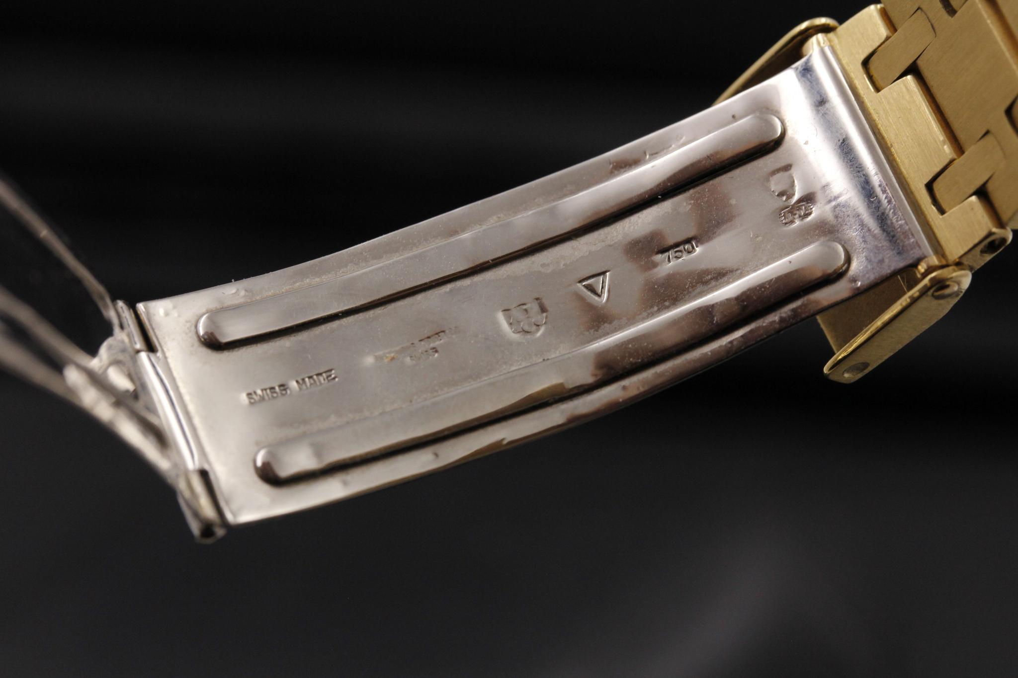 Watch Image 8