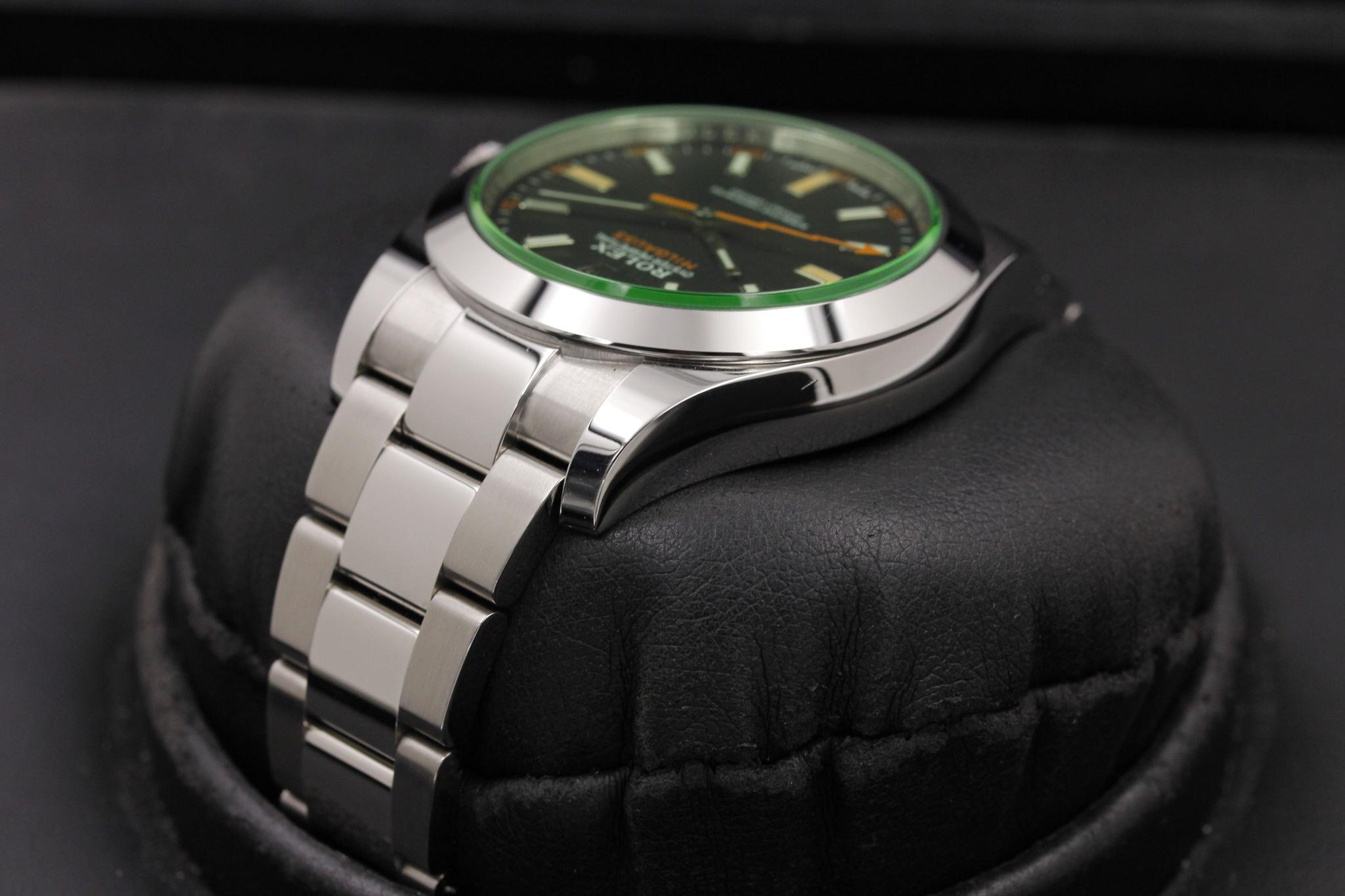 Watch Image 6
